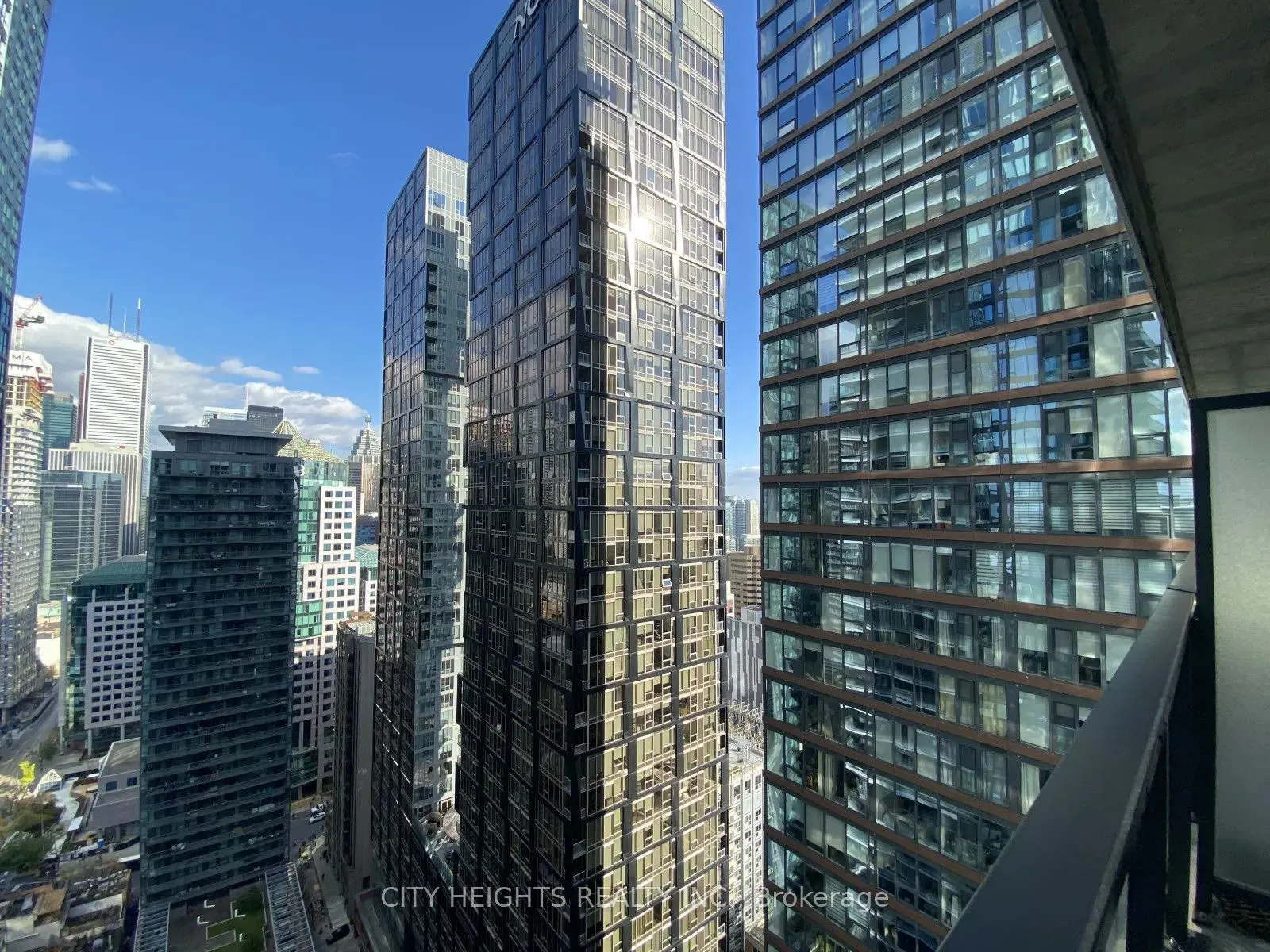 115 Blue Jays Way #3601