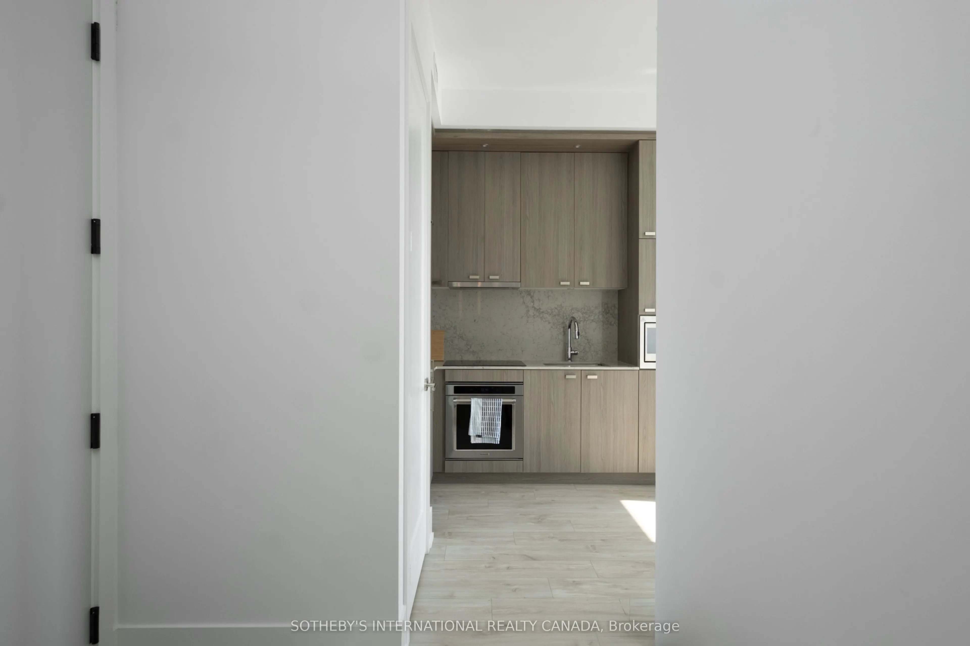 115 Denison Avenue #PH04