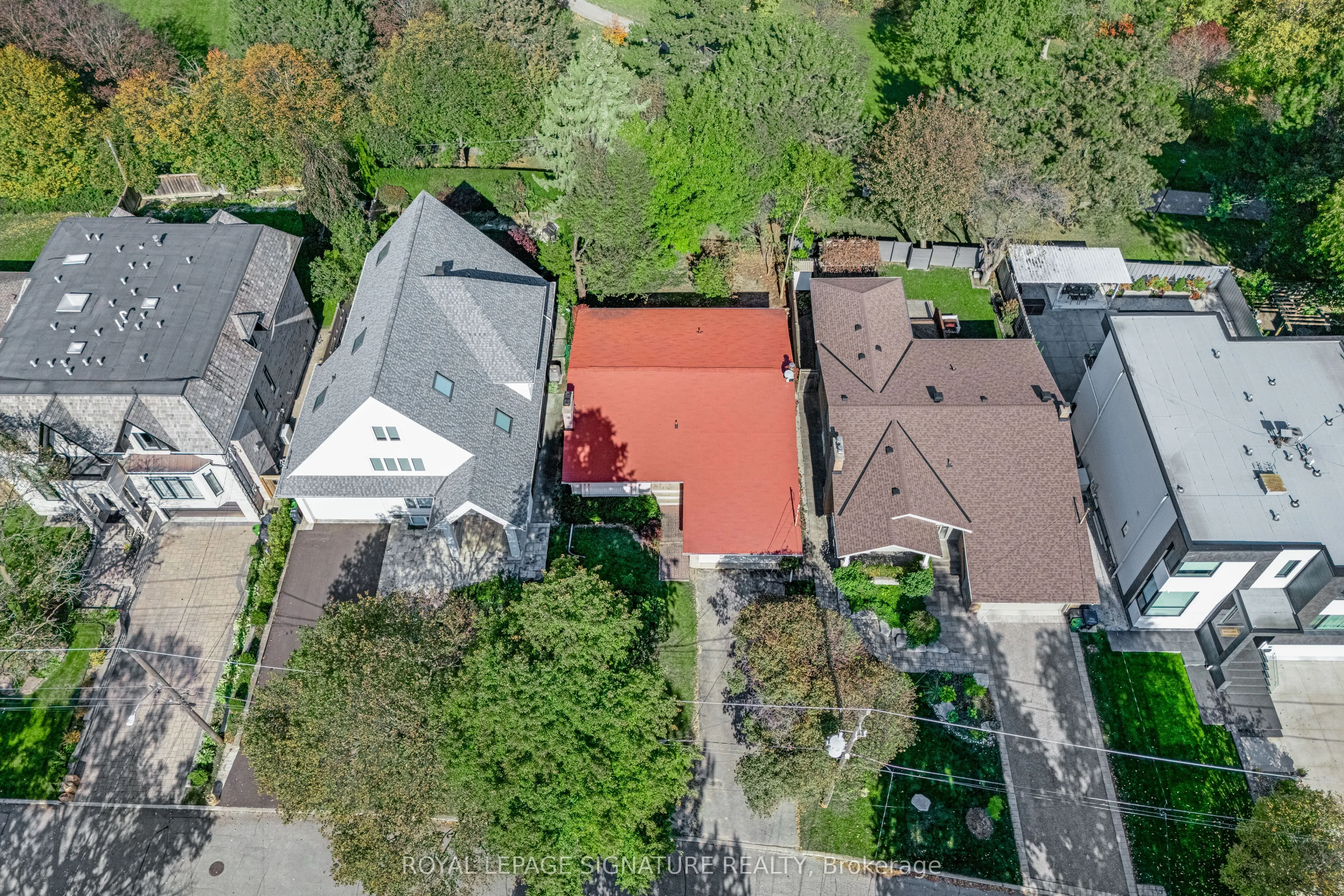 26 Millgate Crescent