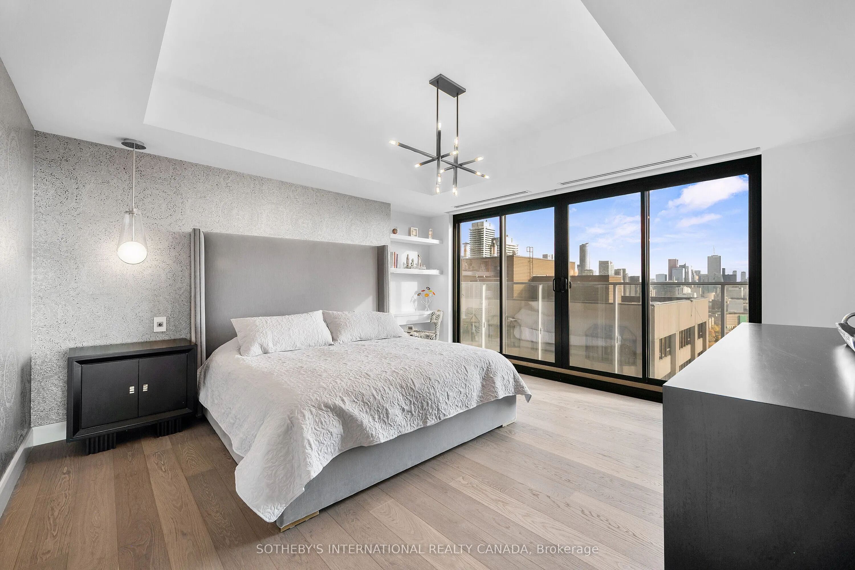 200 Cumberland Street #3005