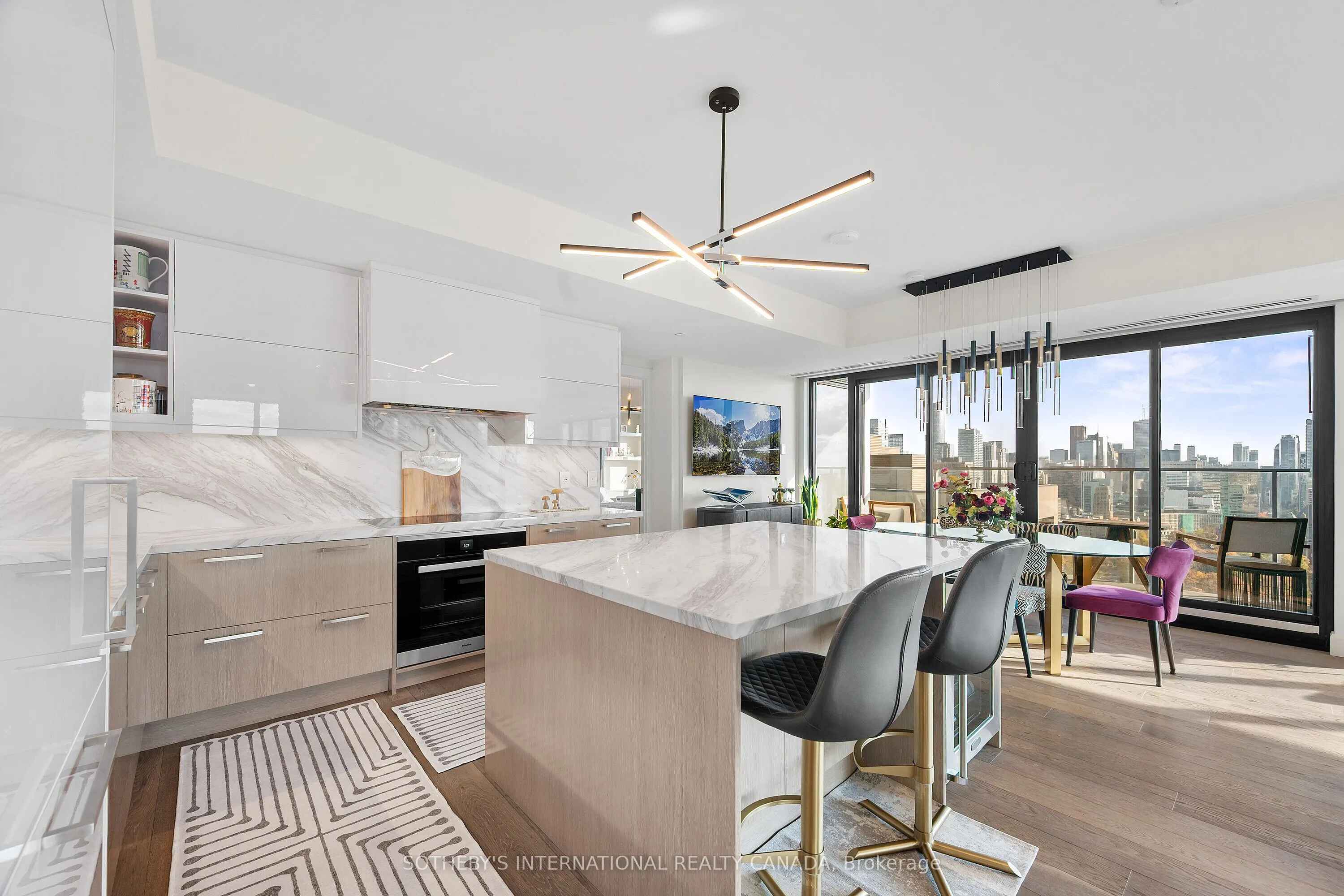 200 Cumberland Street #3005