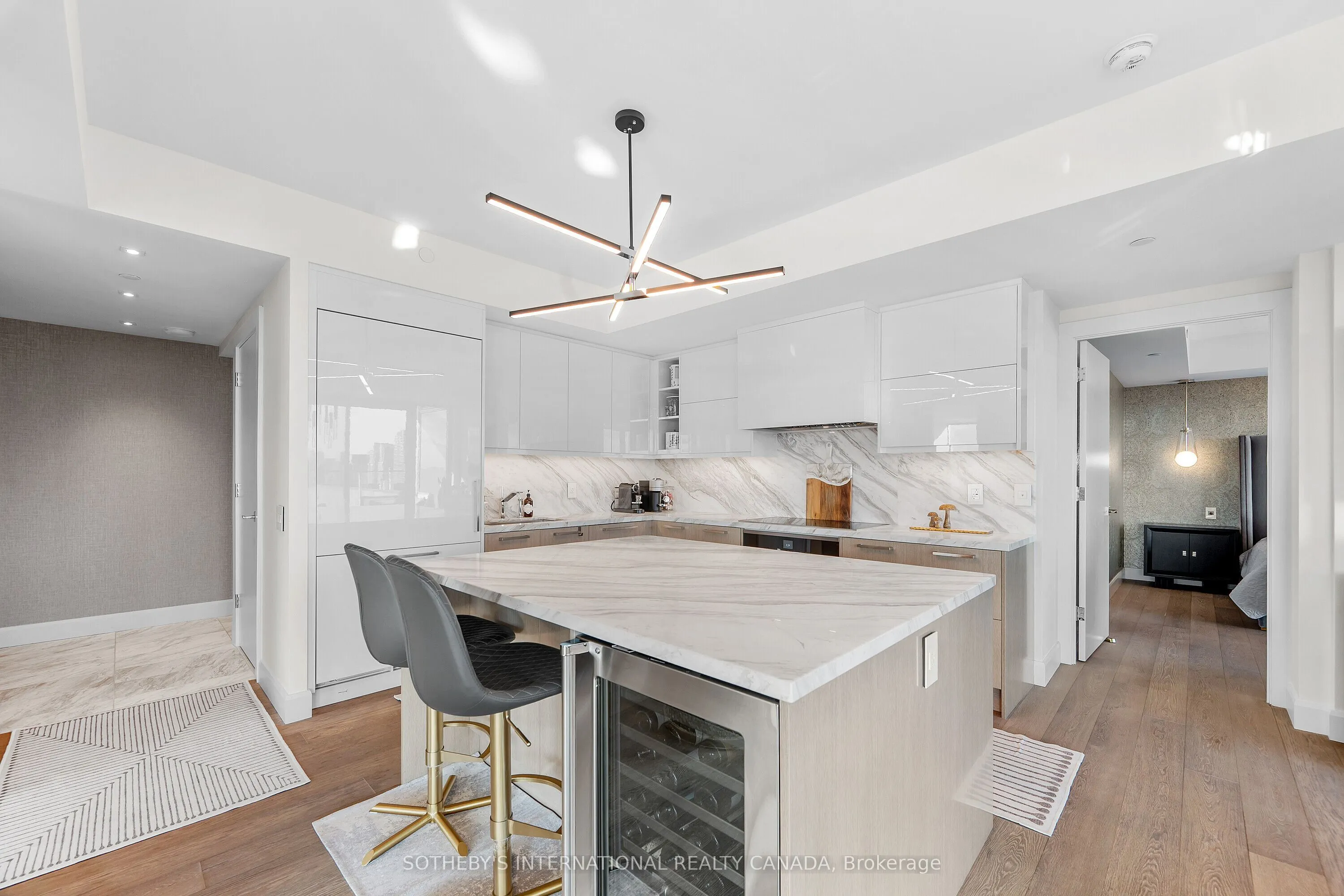 200 Cumberland Street #3005