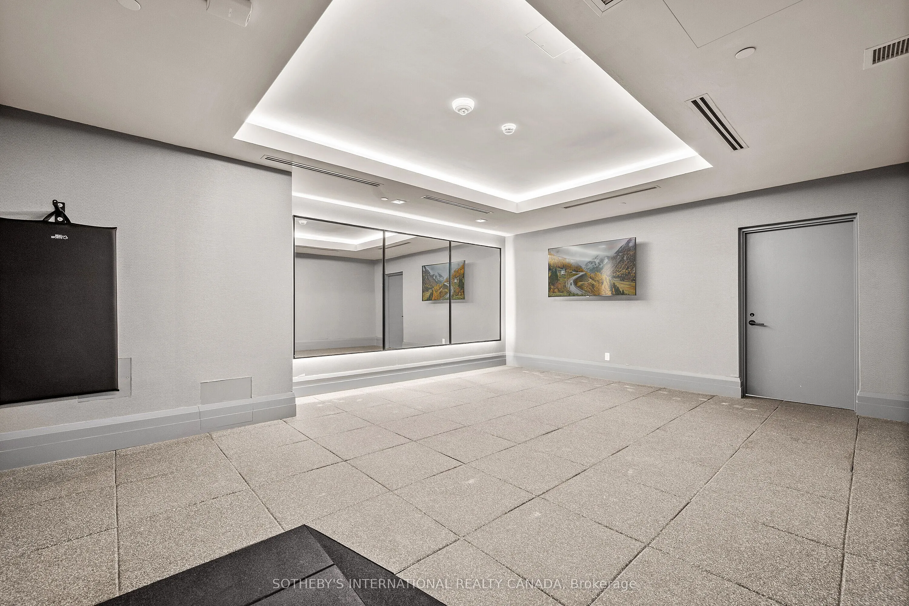 200 Cumberland Street #3005