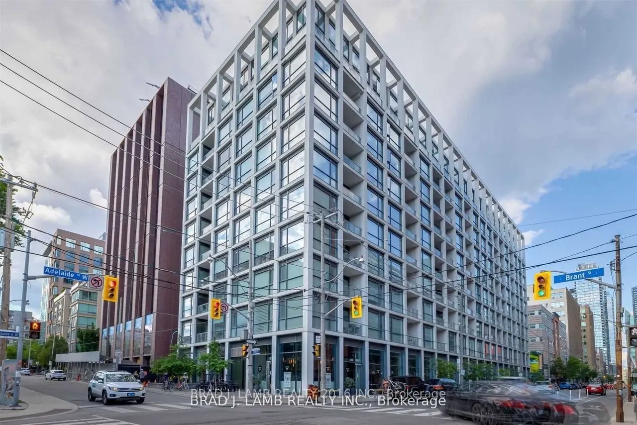 39 Brant Street #301