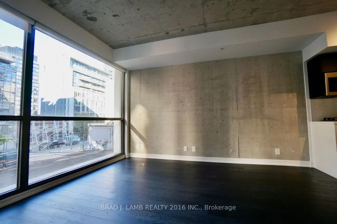 39 Brant Street #301