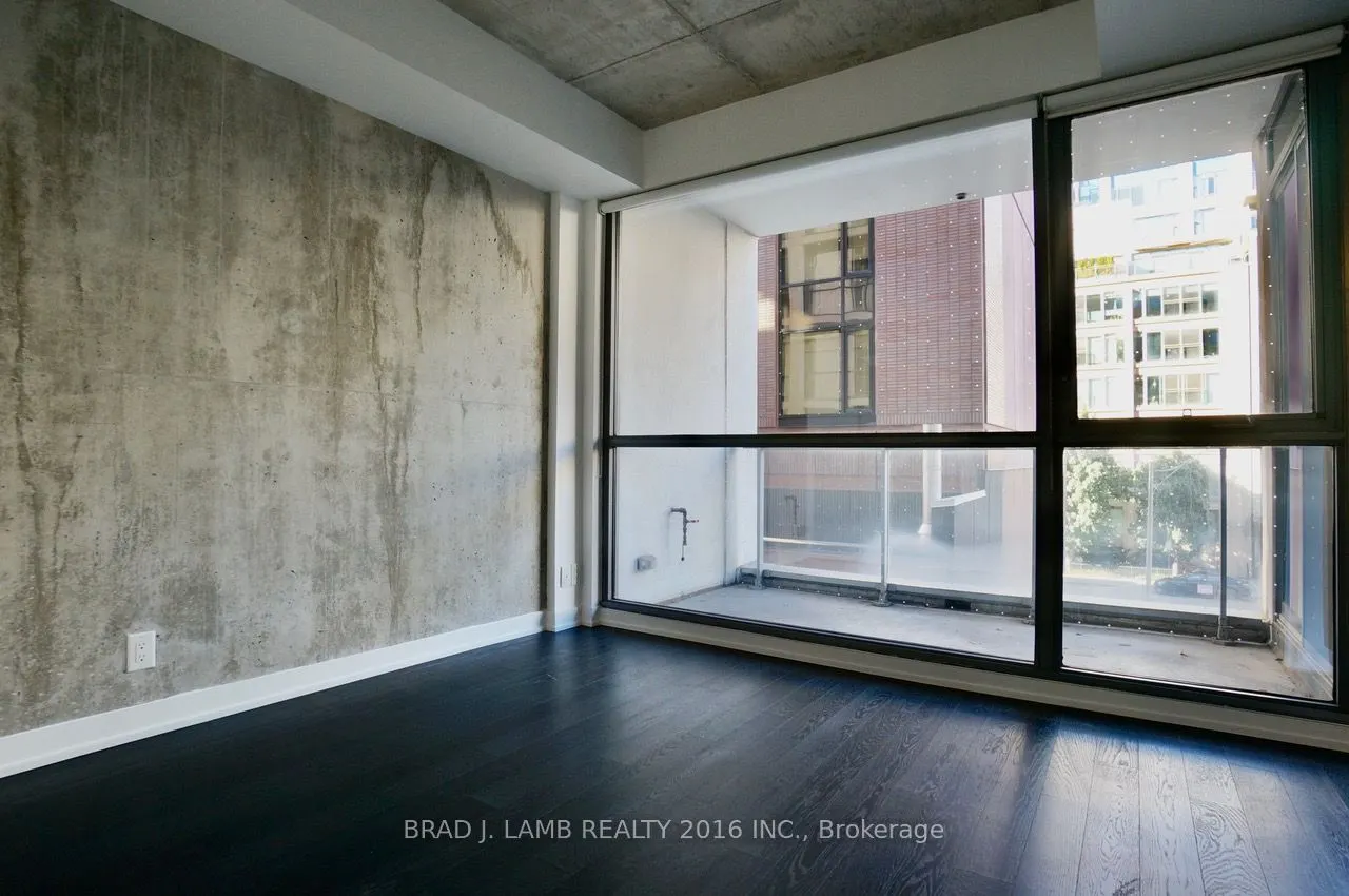 39 Brant Street #301