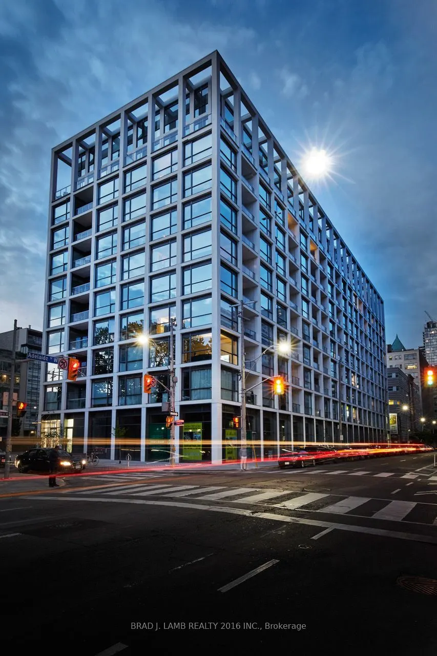 39 Brant Street #301