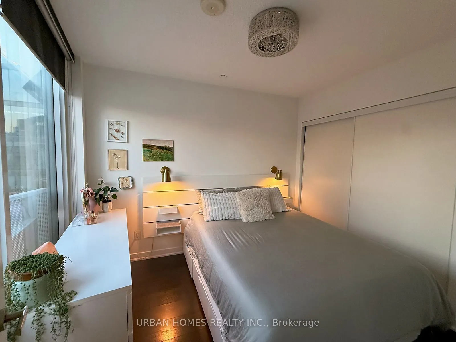 100 Harbour Street #2809