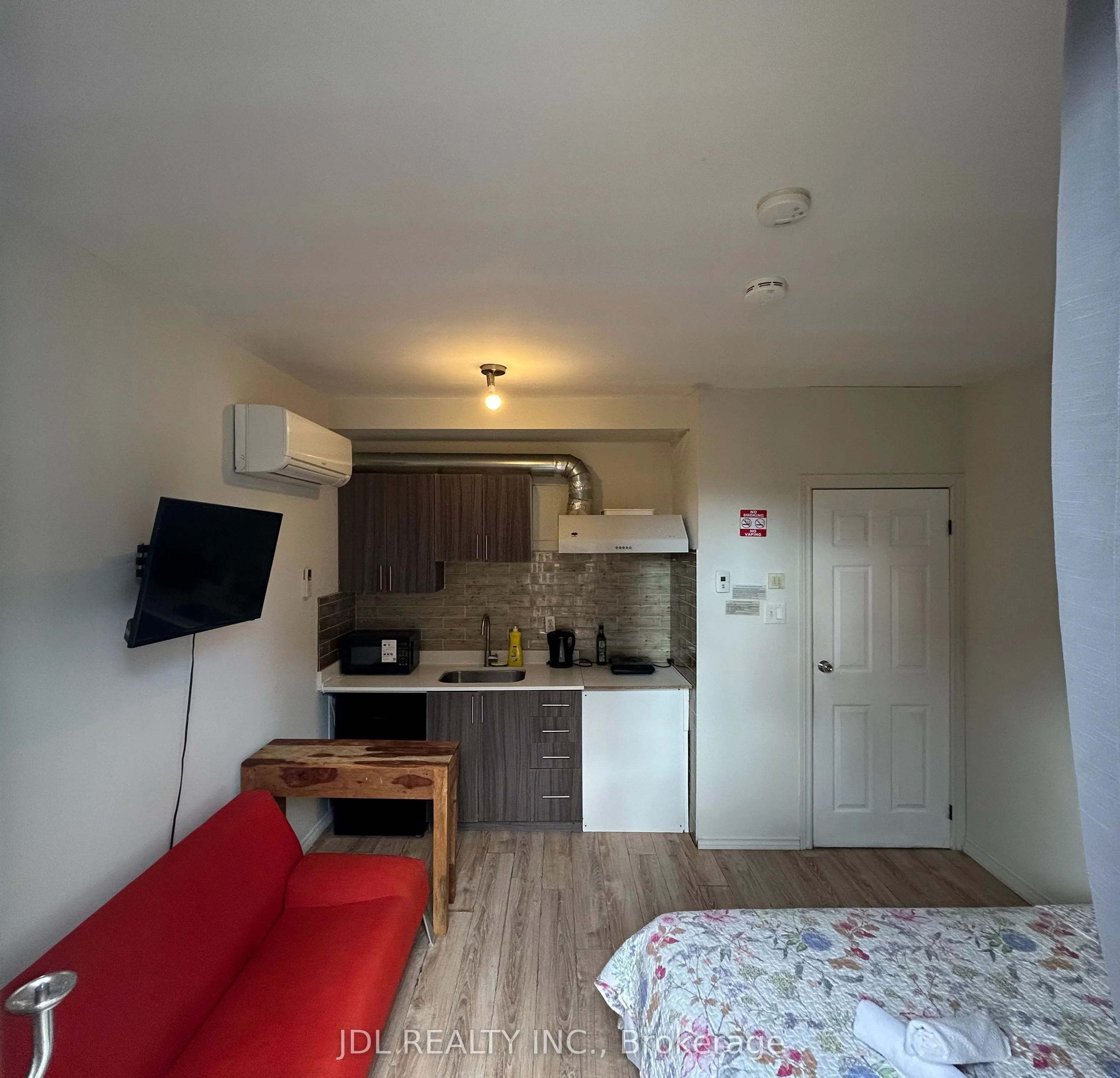 3 Pembroke St Street #two-bedroom-unit 2ndfloor