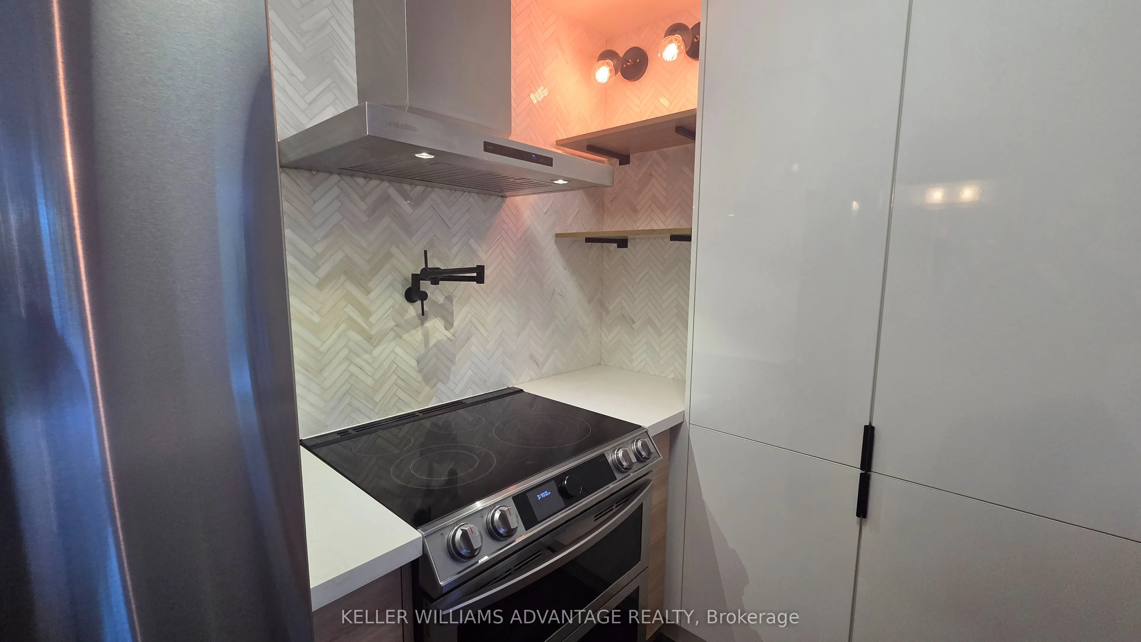 260 Sackville Street #103