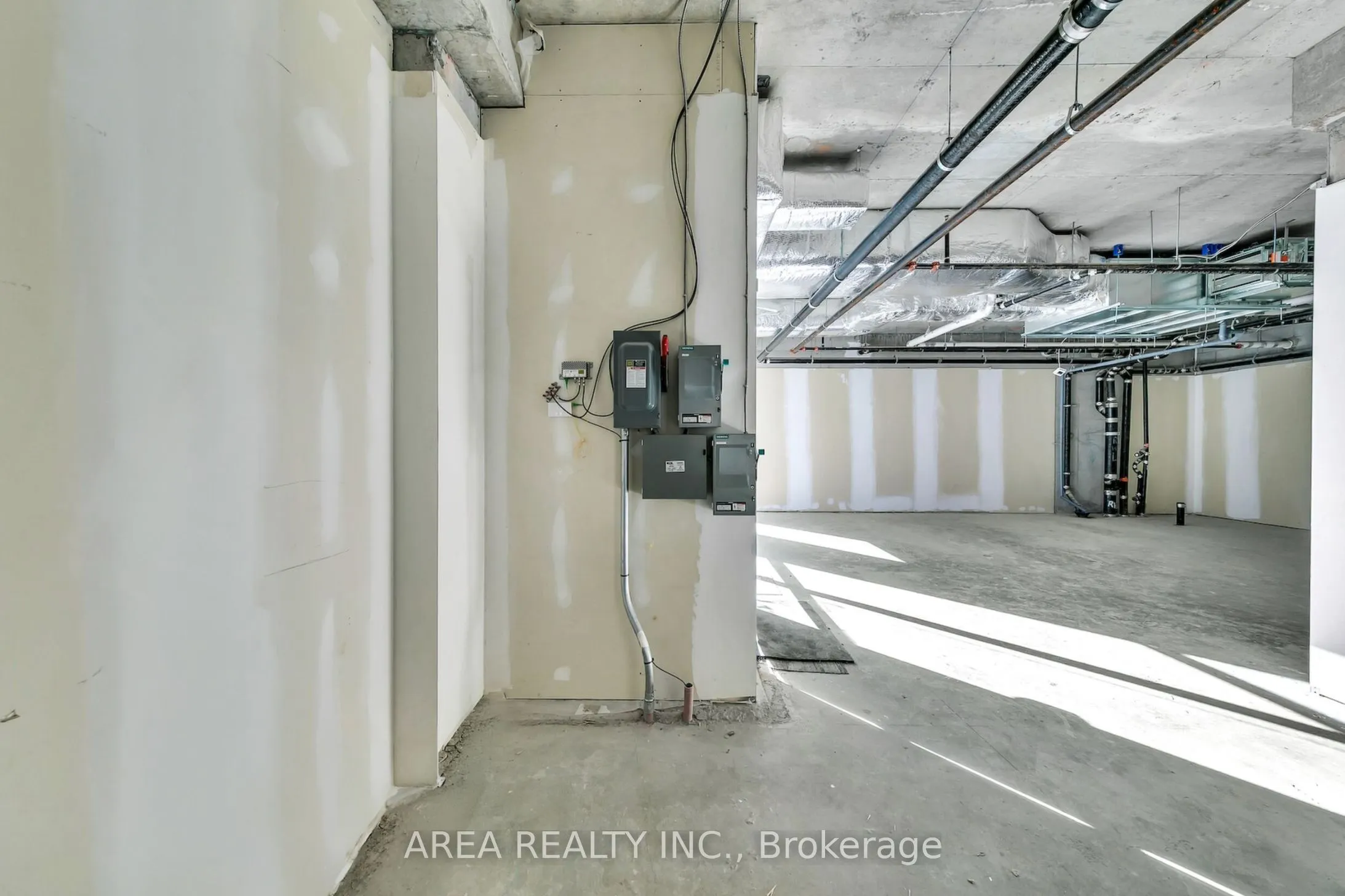 621 Sheppard Avenue E #106