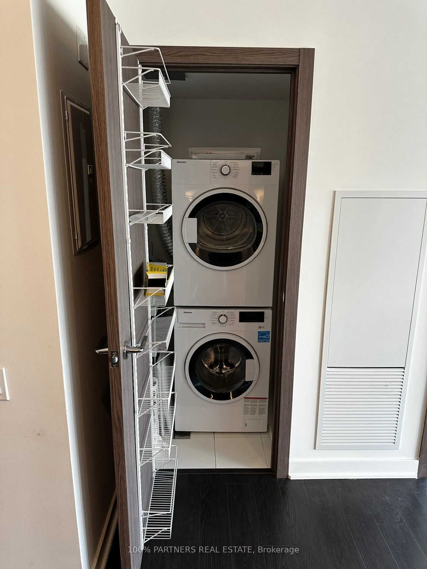 17 Bathurst Street #3507