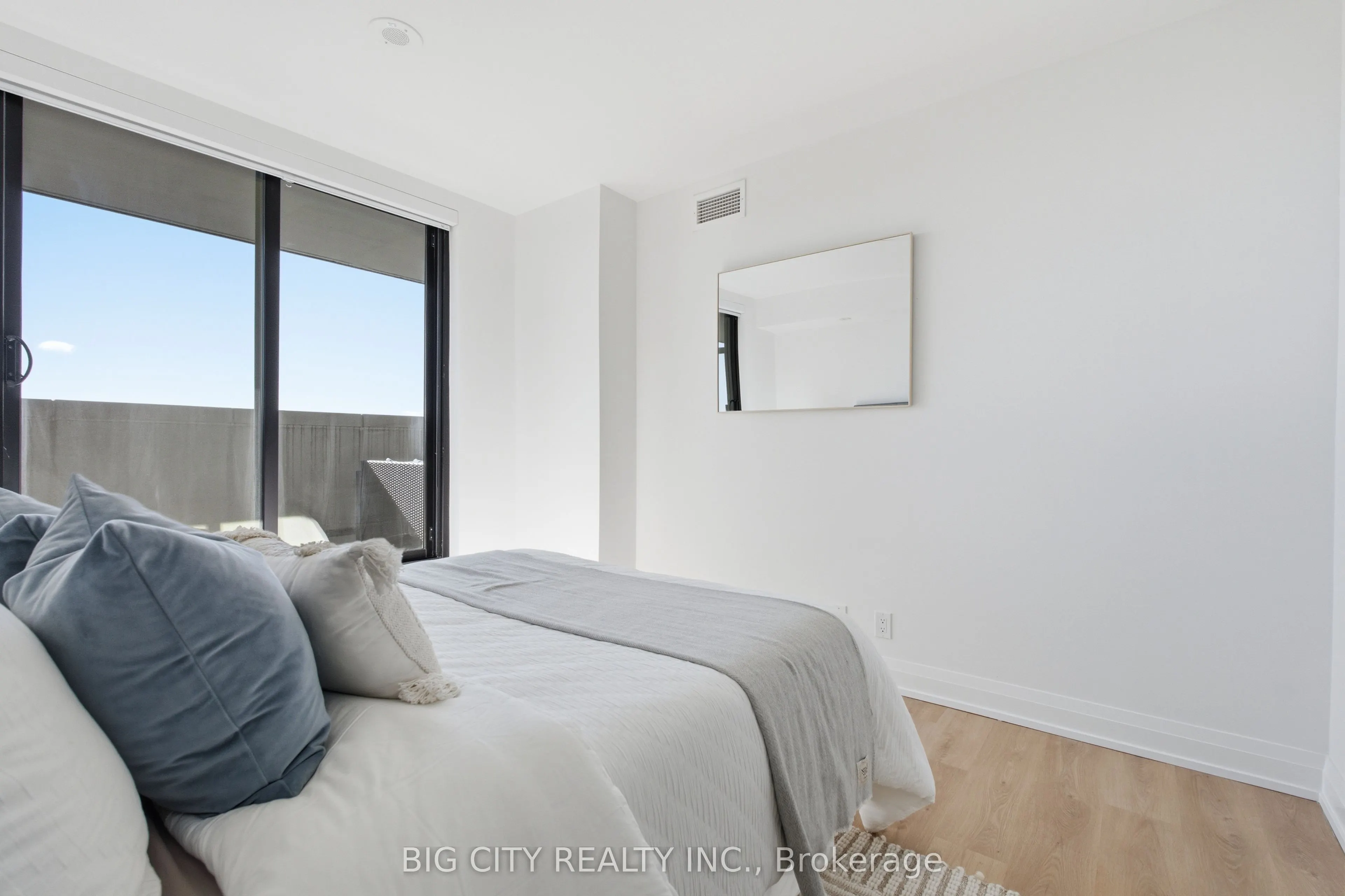 36 Brentcliffe Road #717