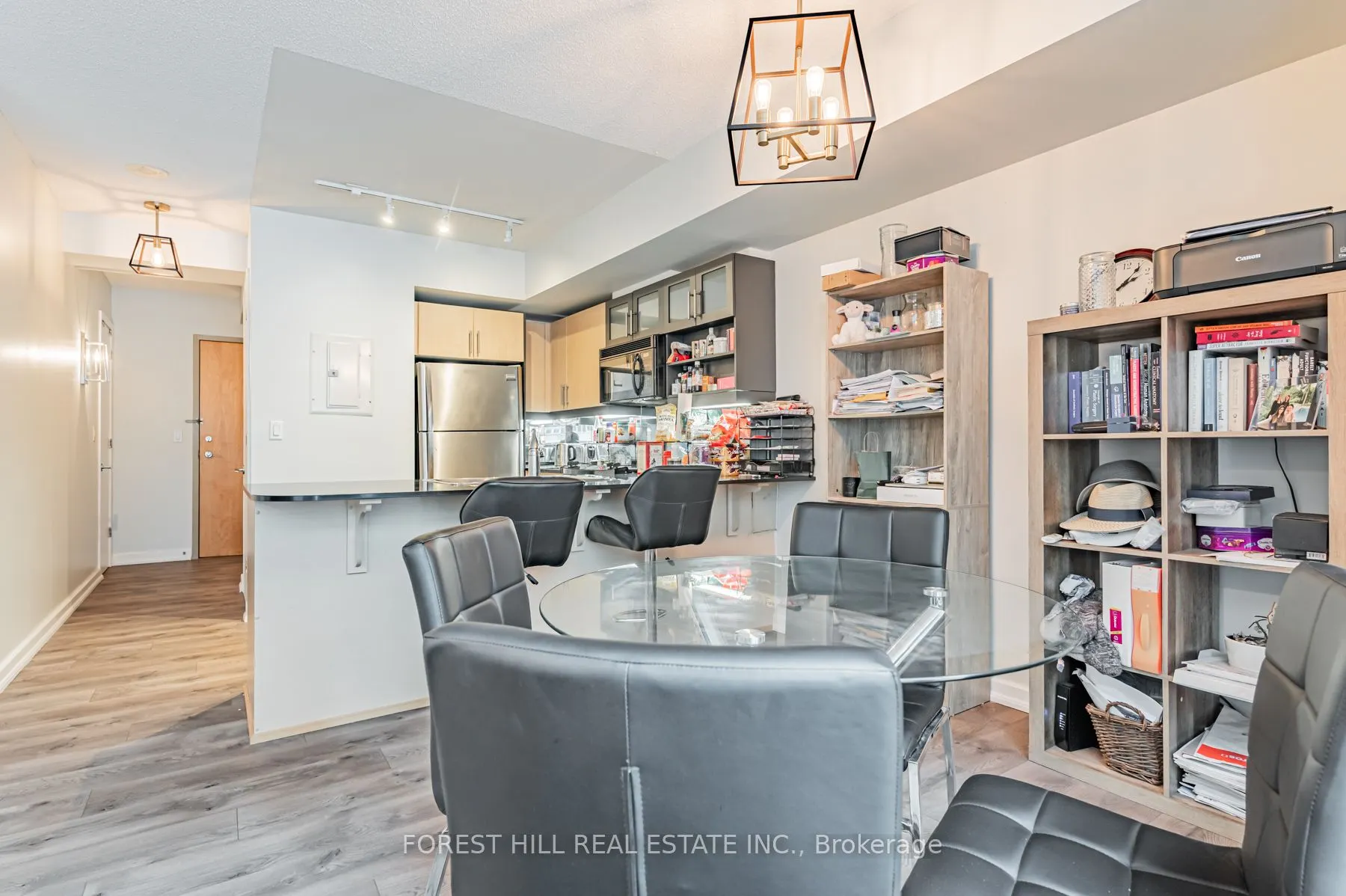 350 WELLINGTON Street W #424