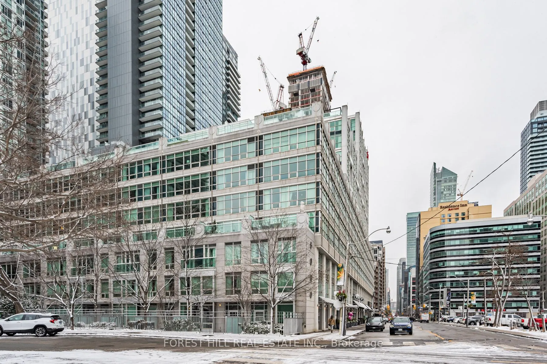 350 WELLINGTON Street W #424