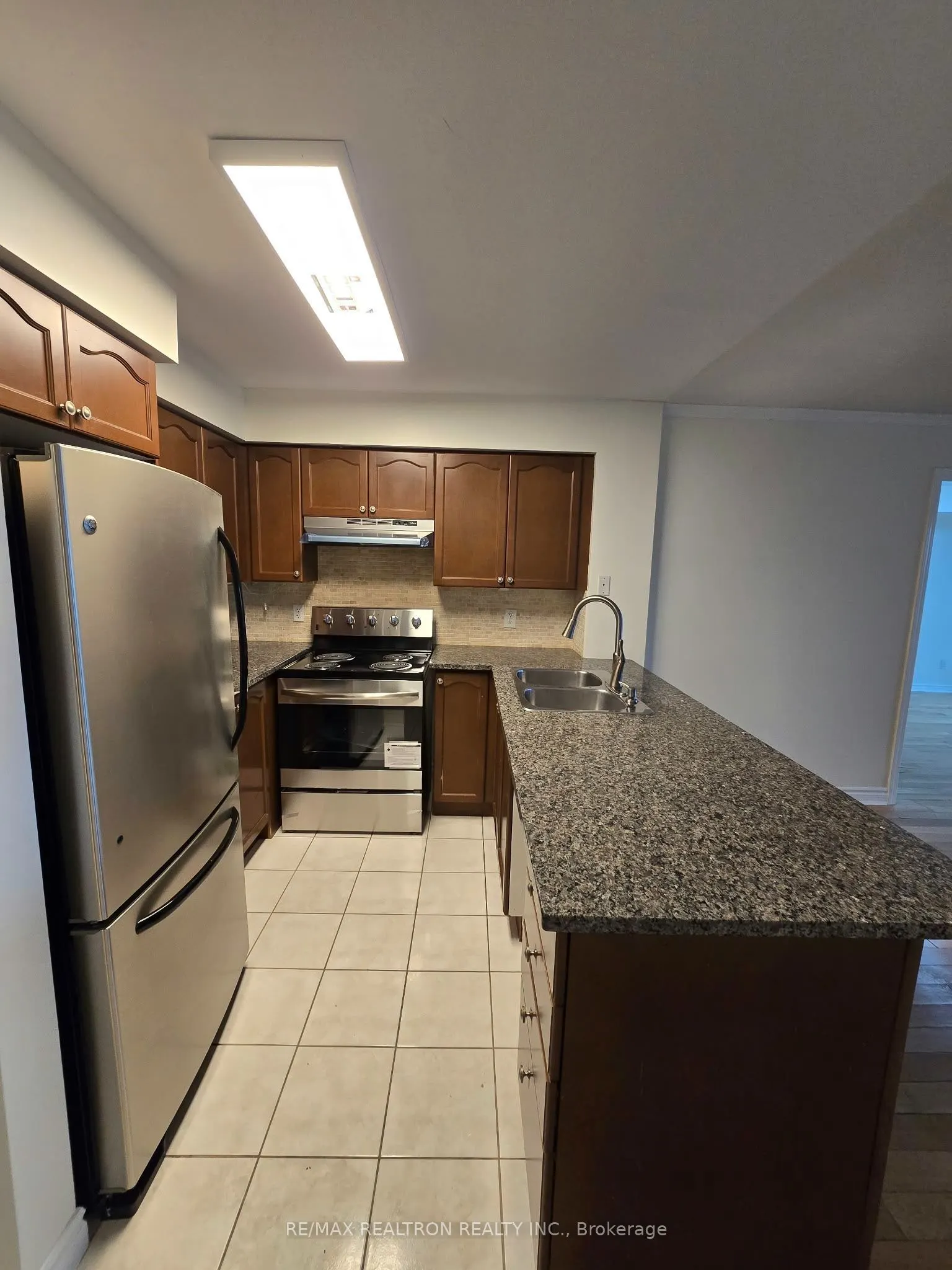 18 Spring Garden Avenue #1107