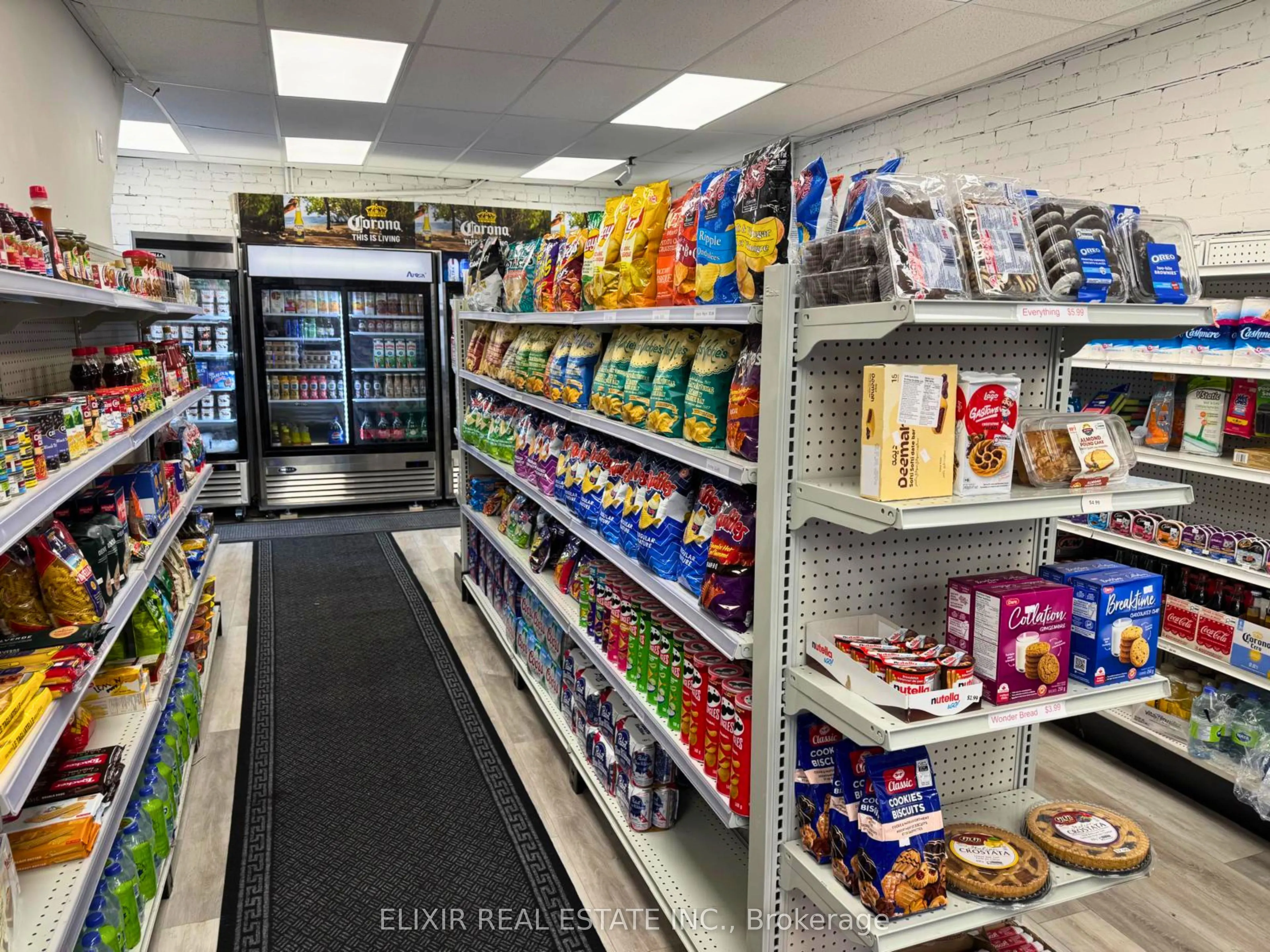 461 Eglinton Avenue E