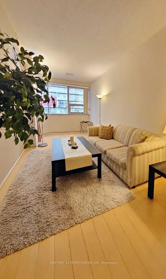 393 King Street W #1204
