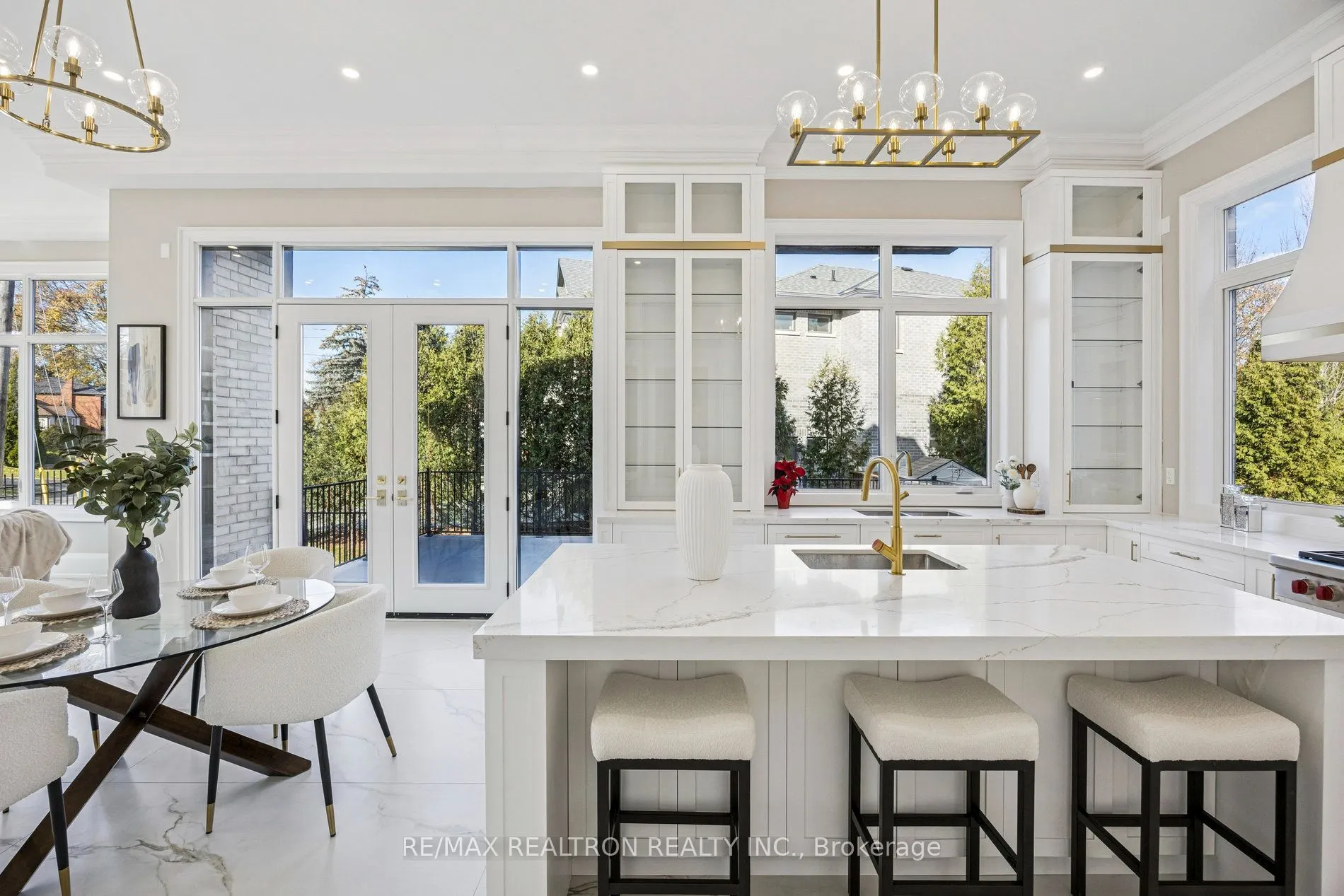 1 Lynnhaven Road