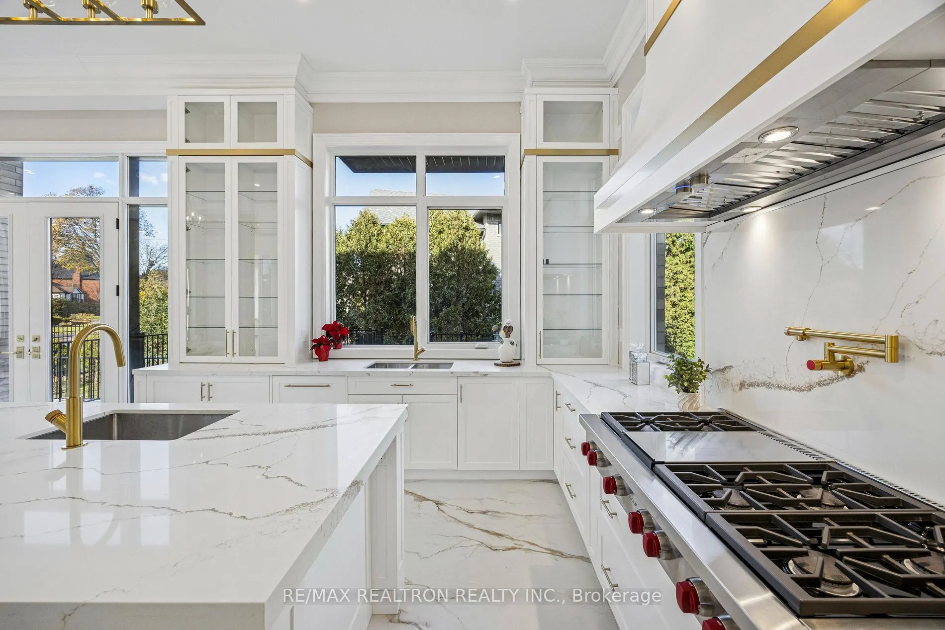 1 Lynnhaven Road