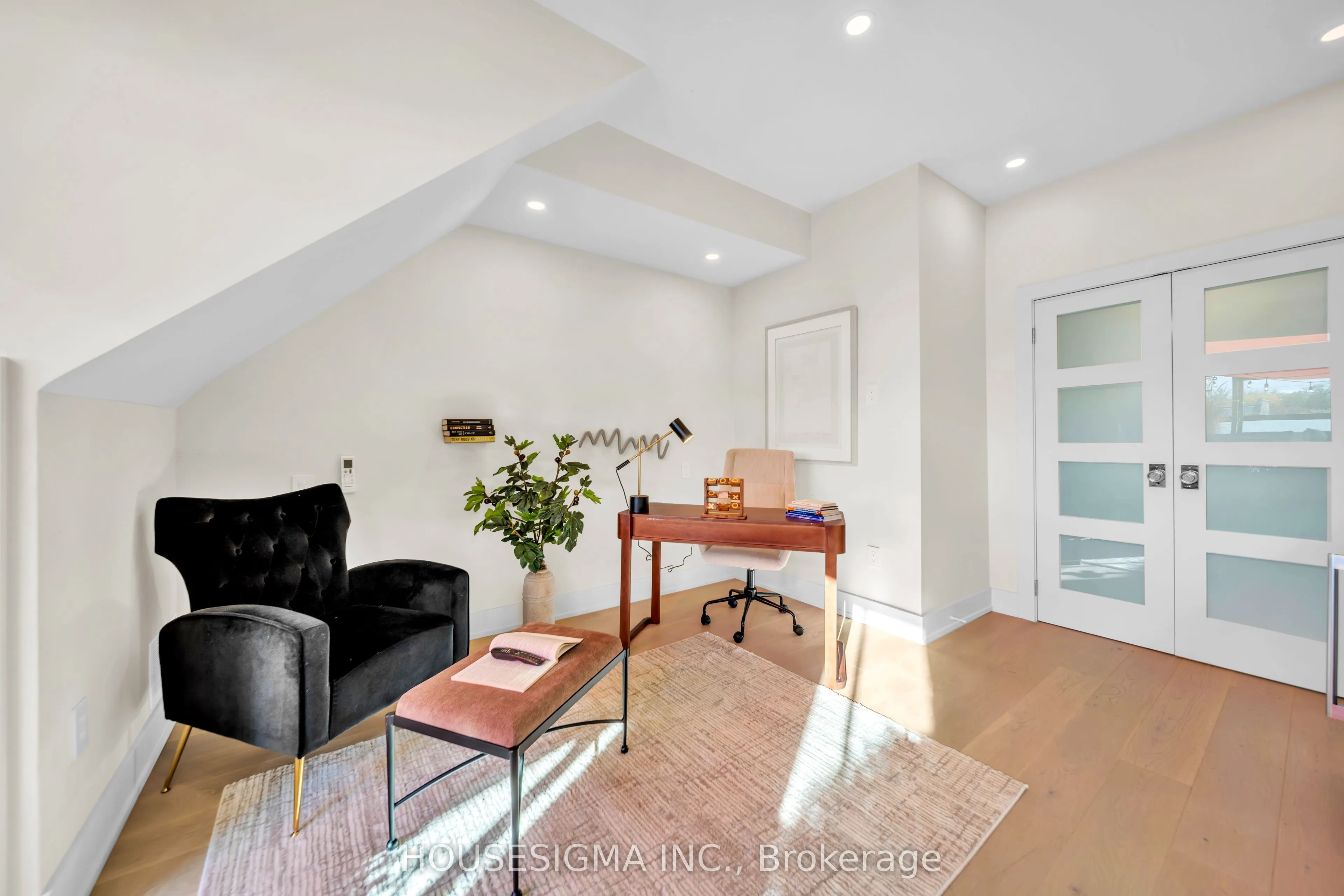 274 Roxton Road