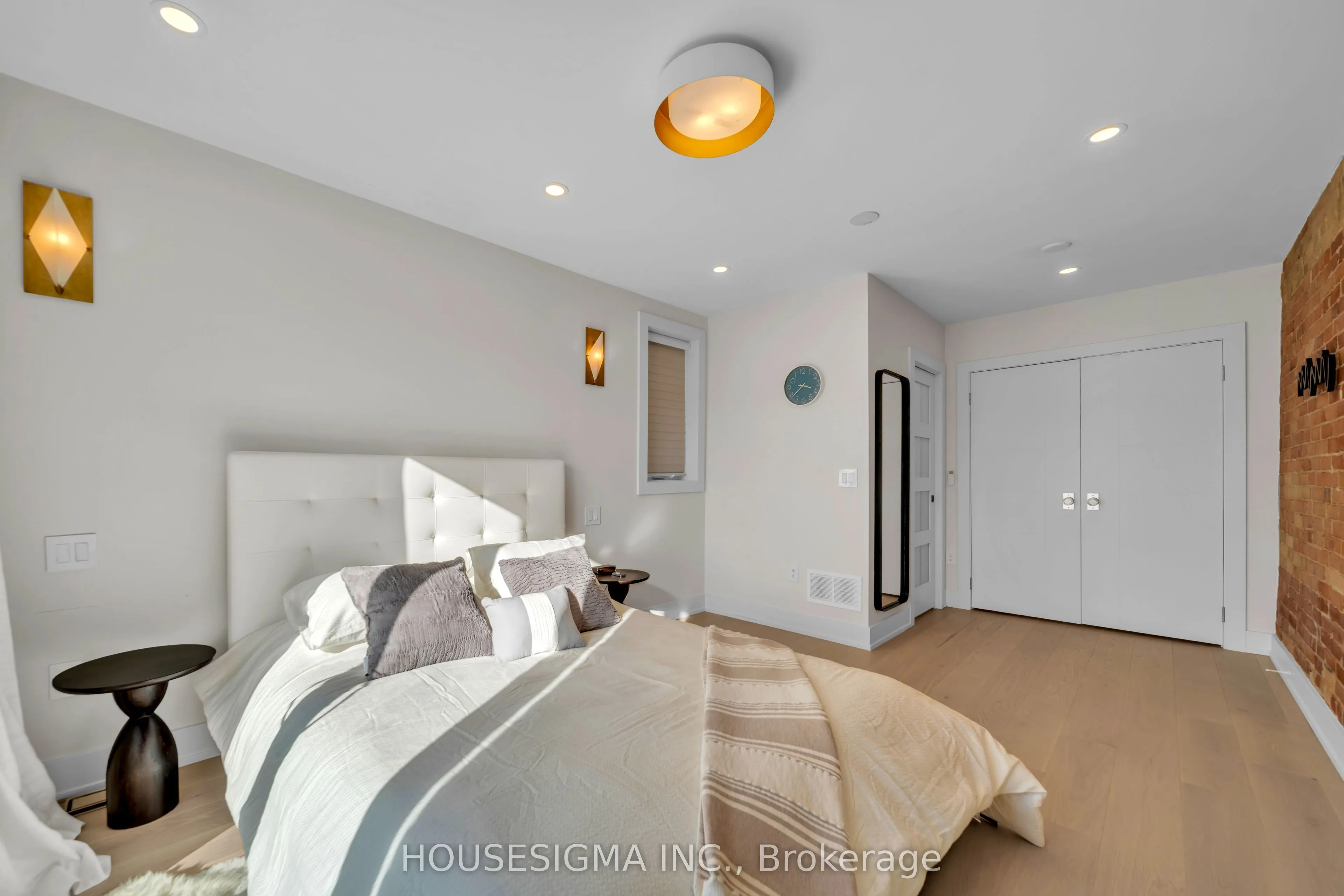 274 Roxton Road