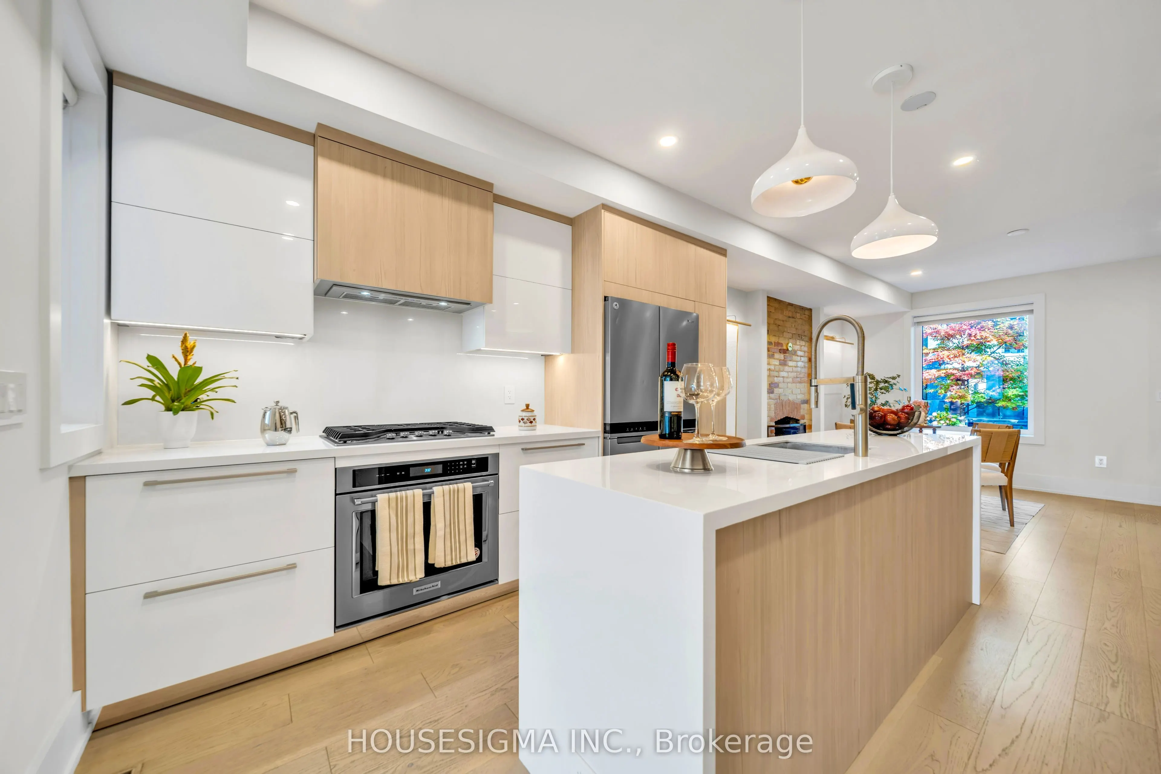 274 Roxton Road