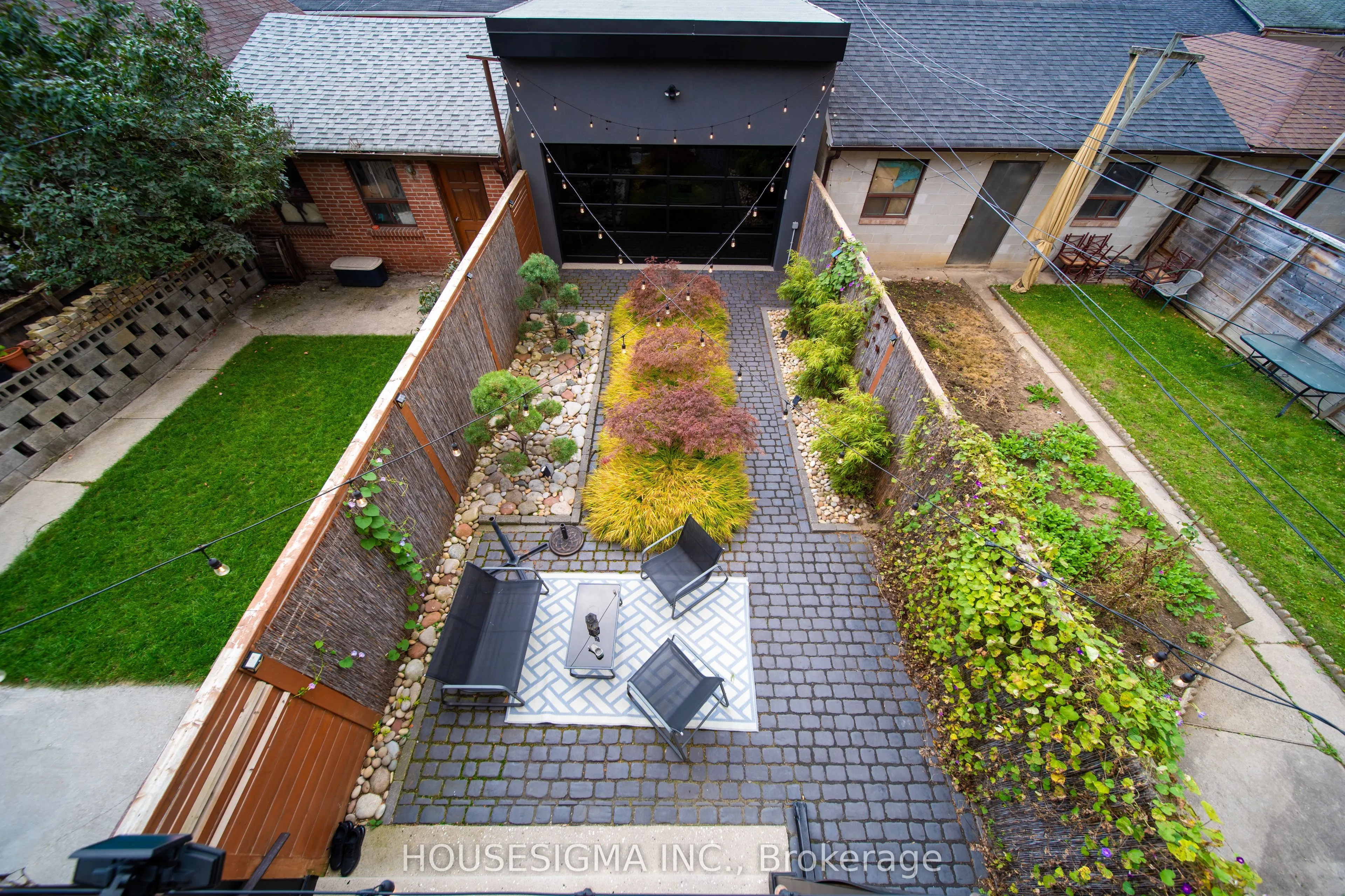 274 Roxton Road