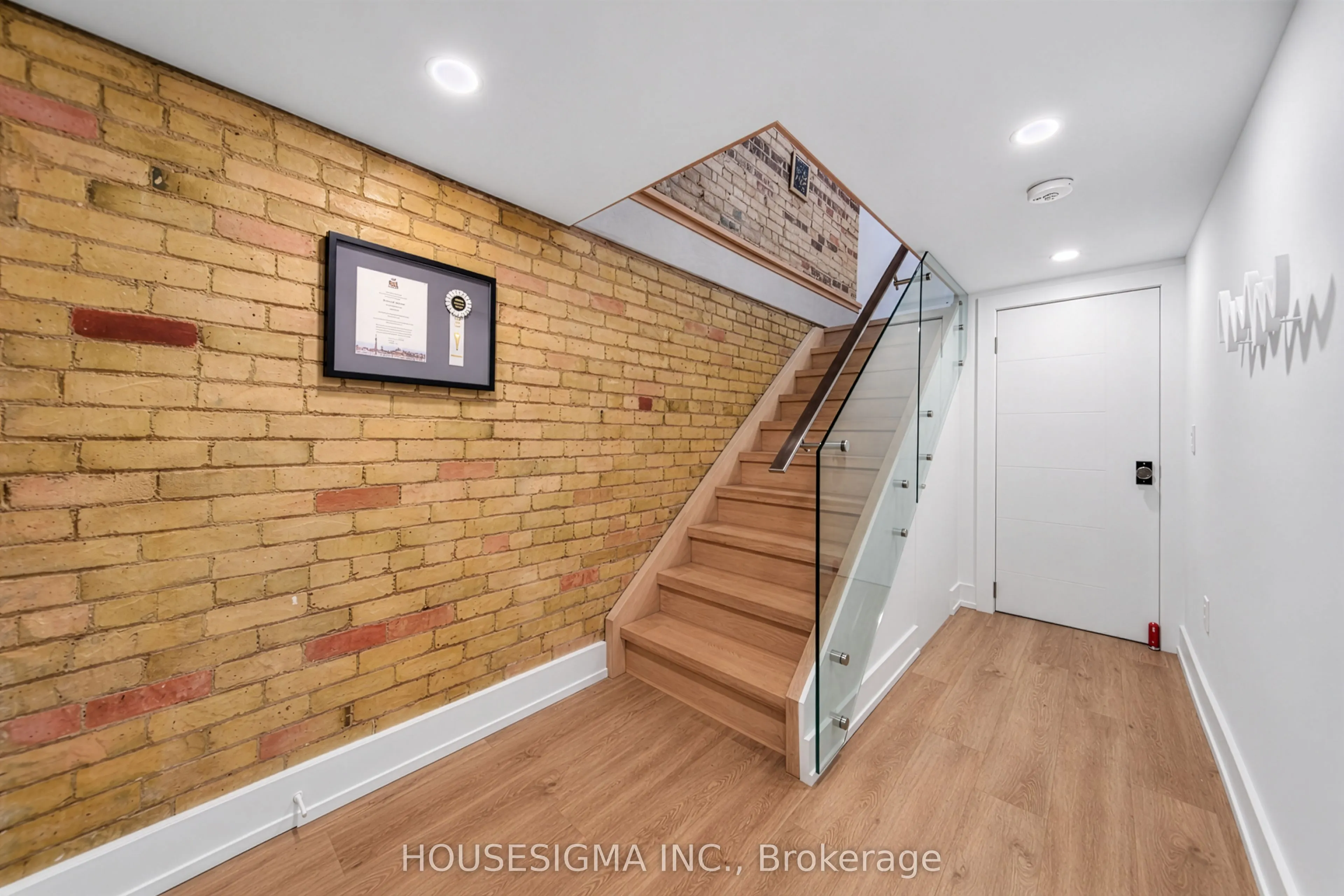 274 Roxton Road