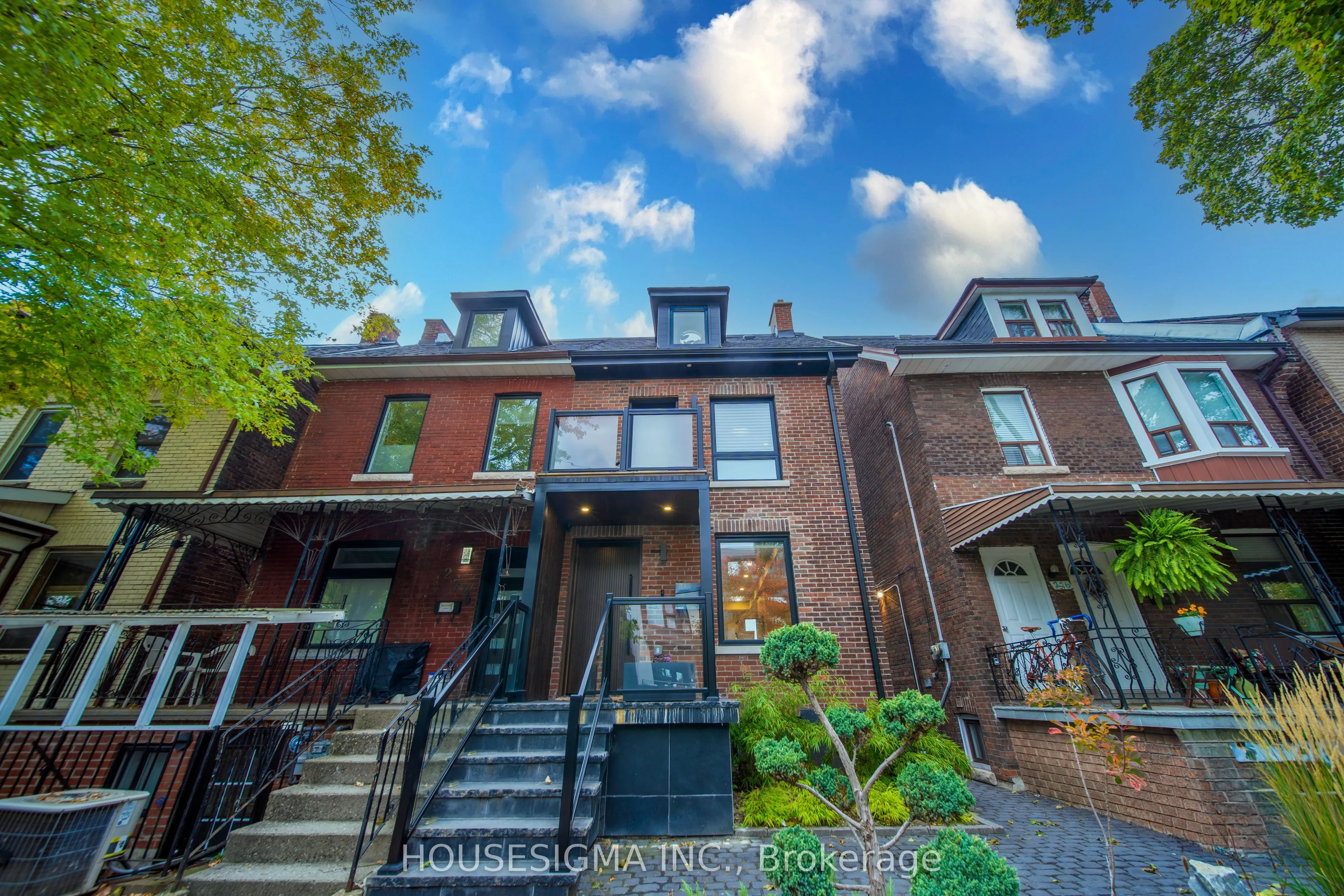 274 Roxton Road