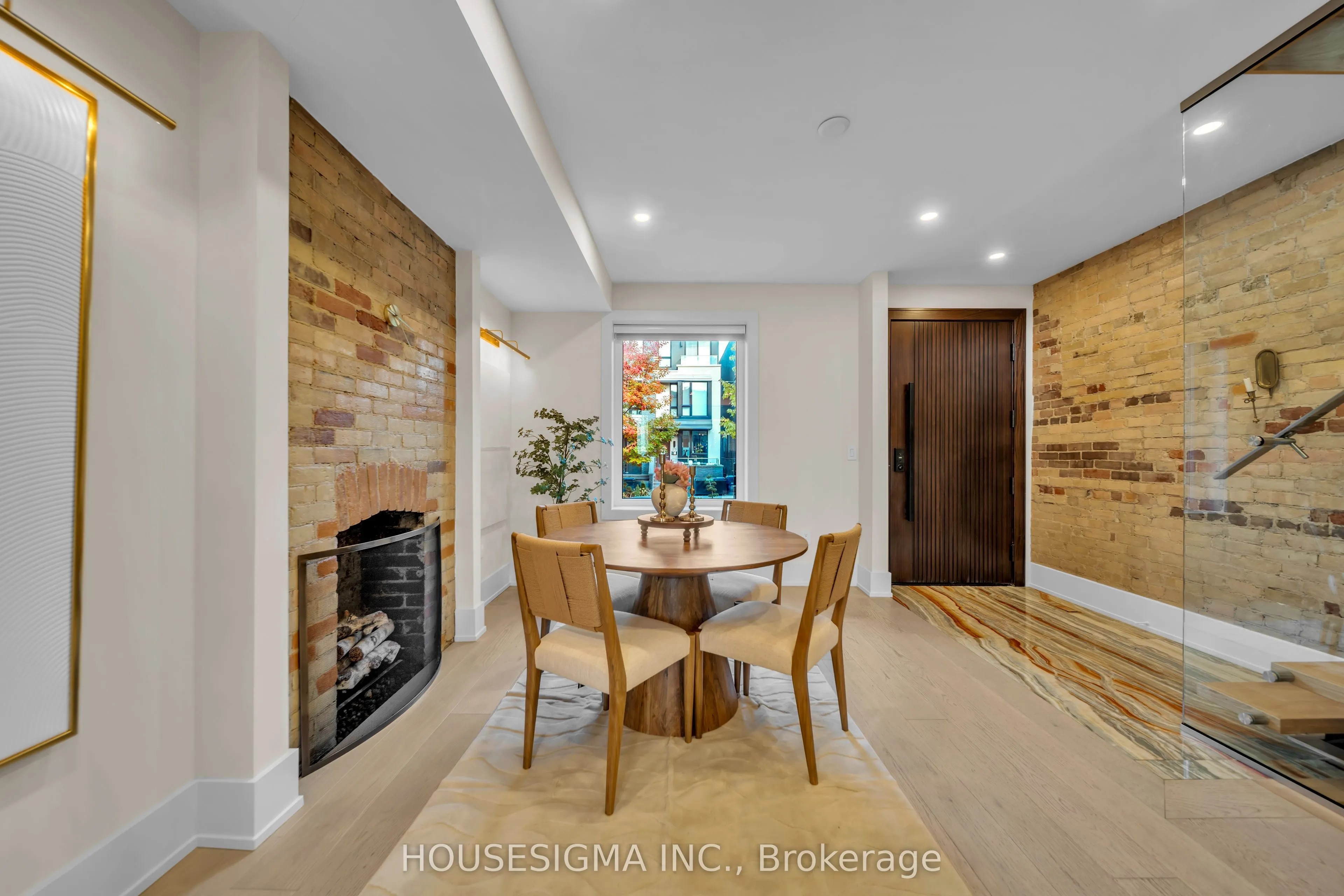274 Roxton Road