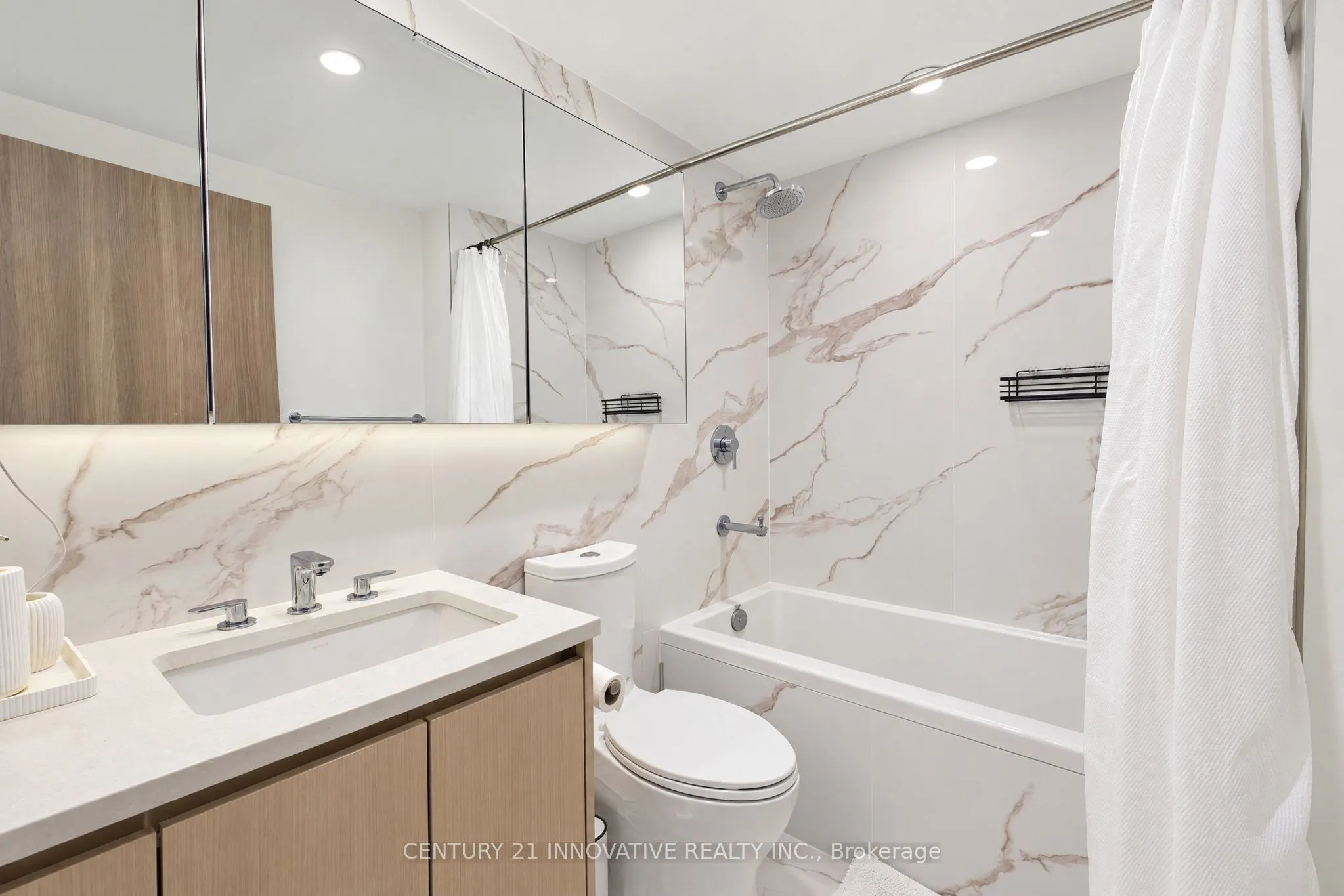 1 Concord Cityplace Way #5702