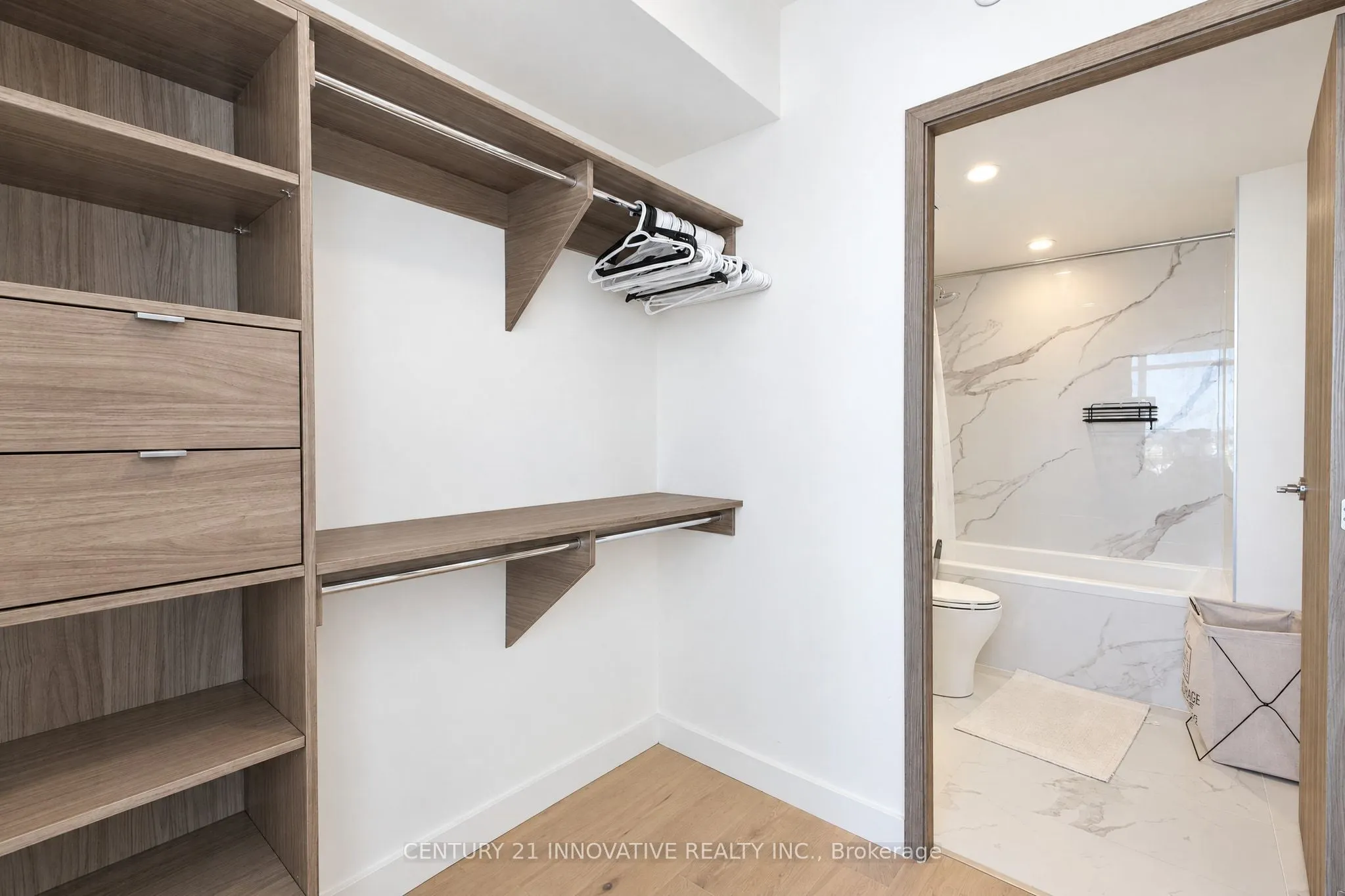 1 Concord Cityplace Way #5702