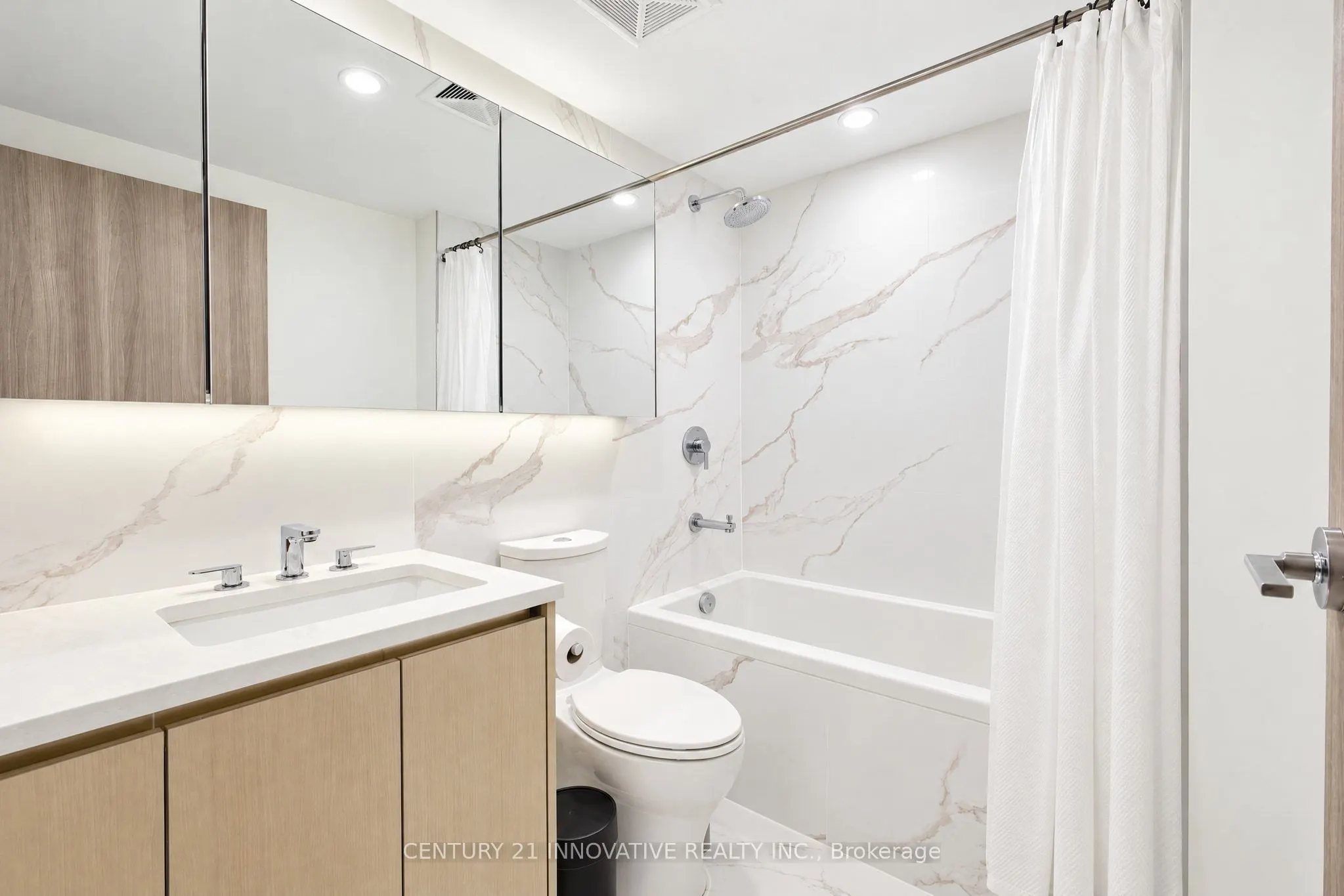 1 Concord Cityplace Way #5702