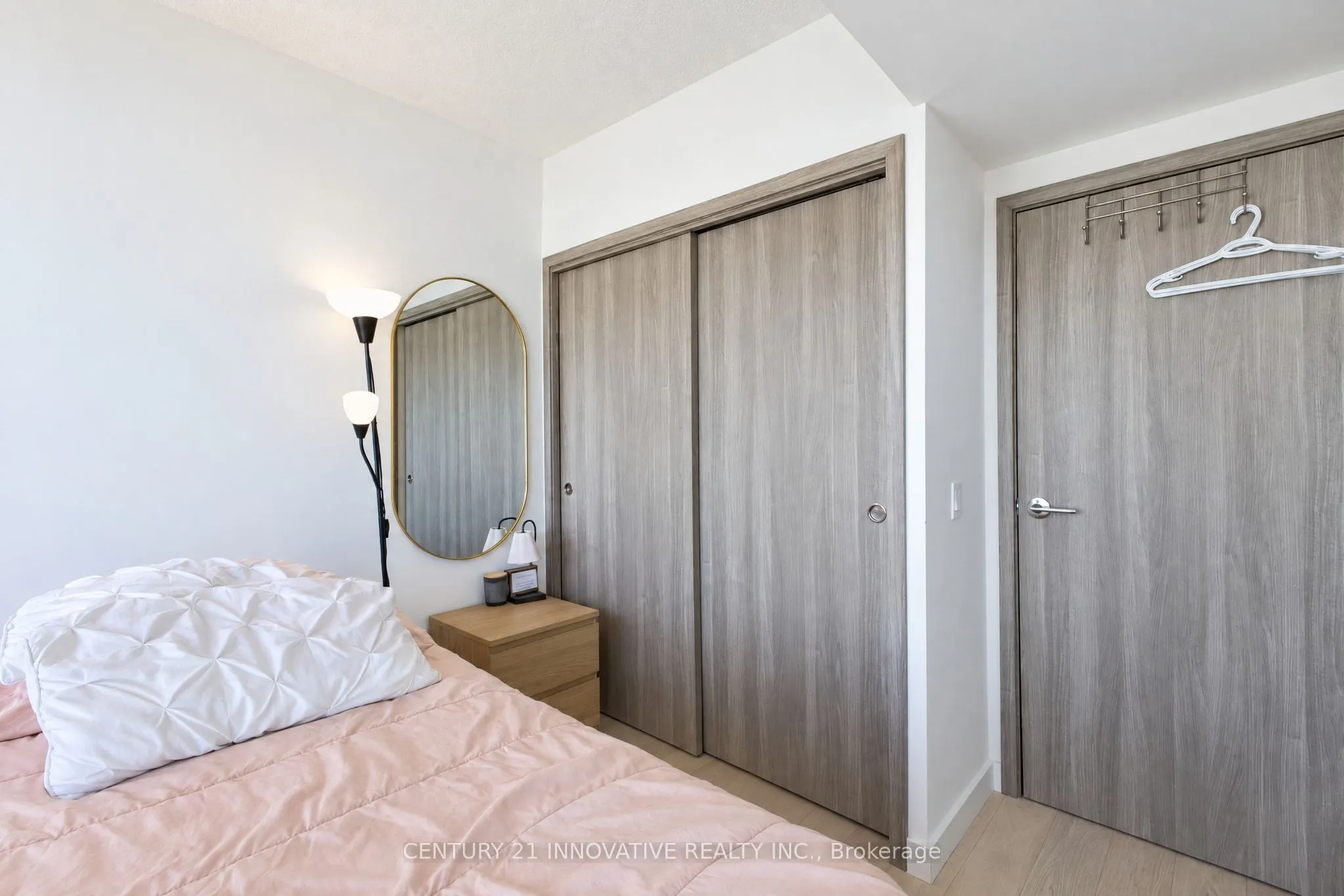1 Concord Cityplace Way #5702