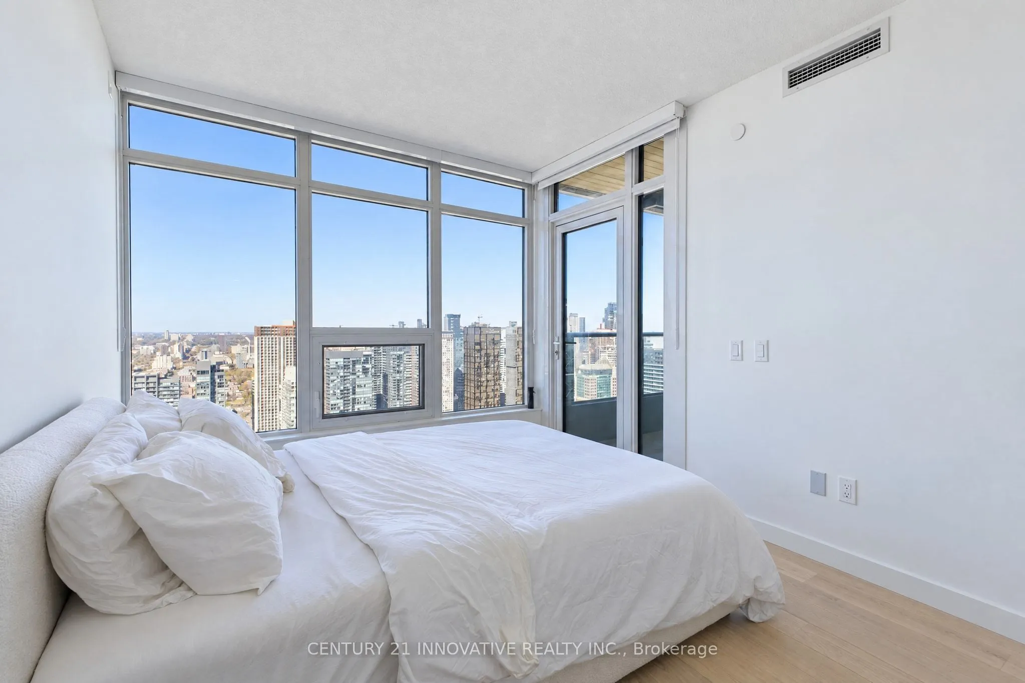 1 Concord Cityplace Way #5702