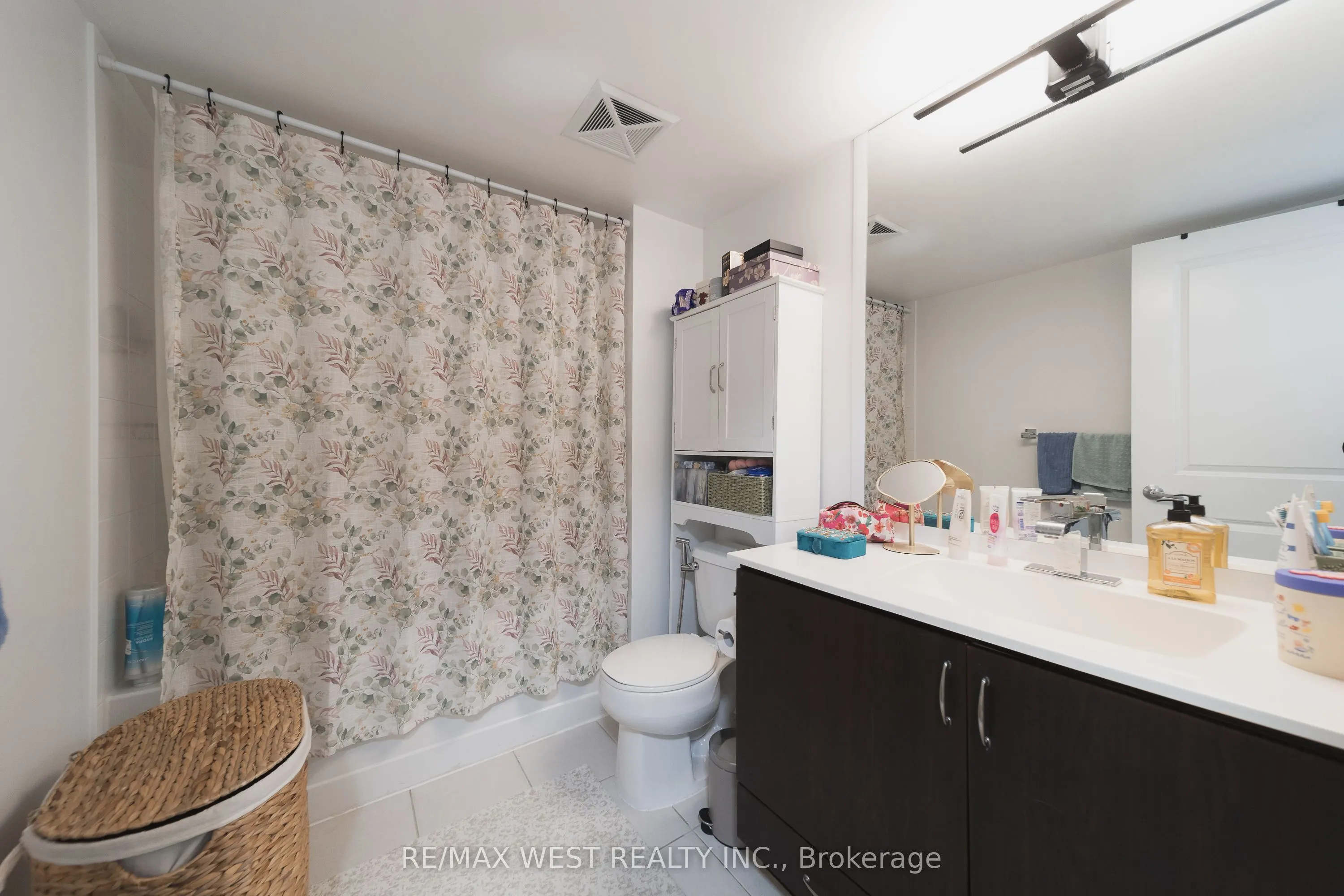 27 Rean Drive #524