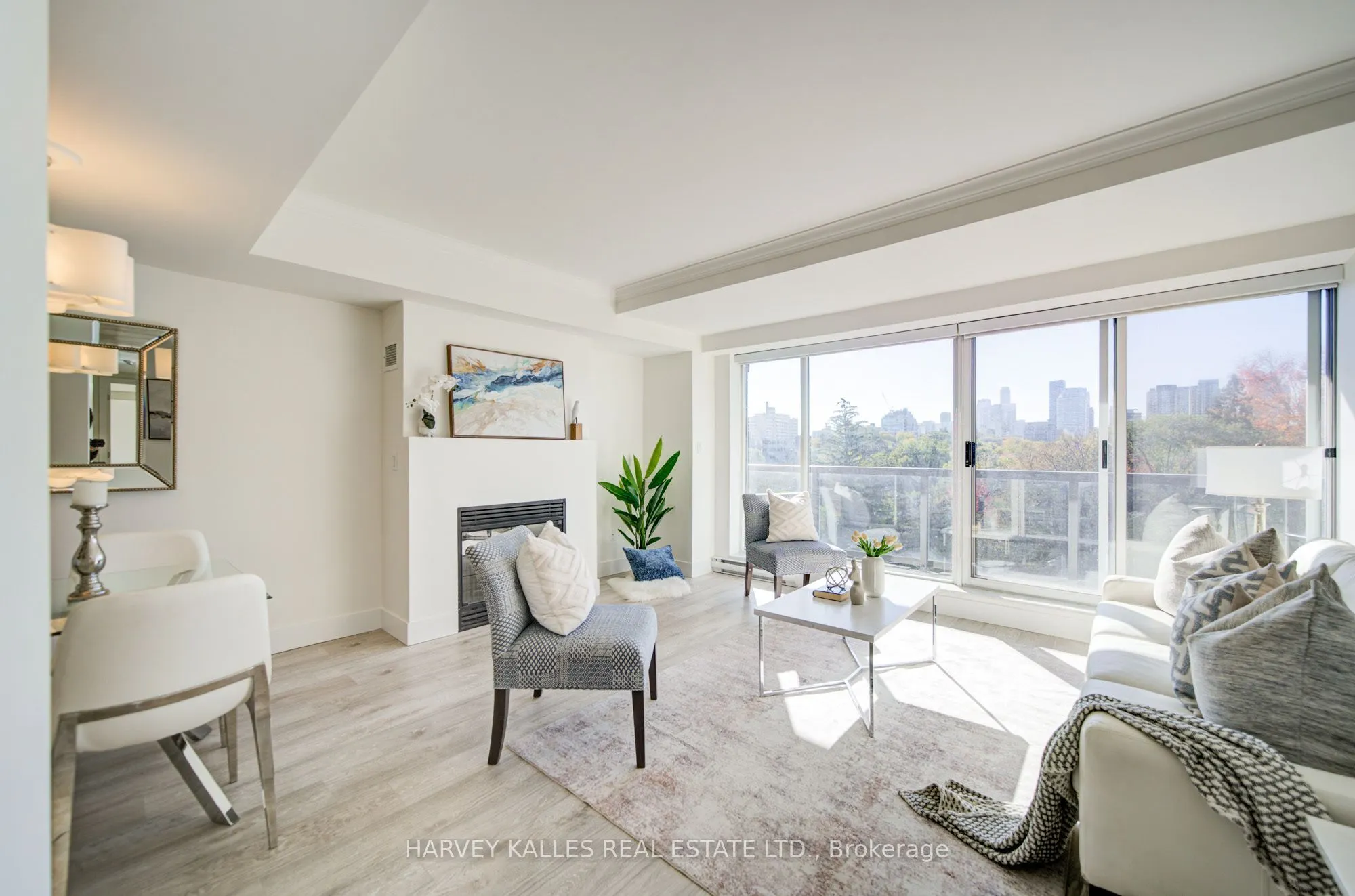 1818 Bayview Avenue #512