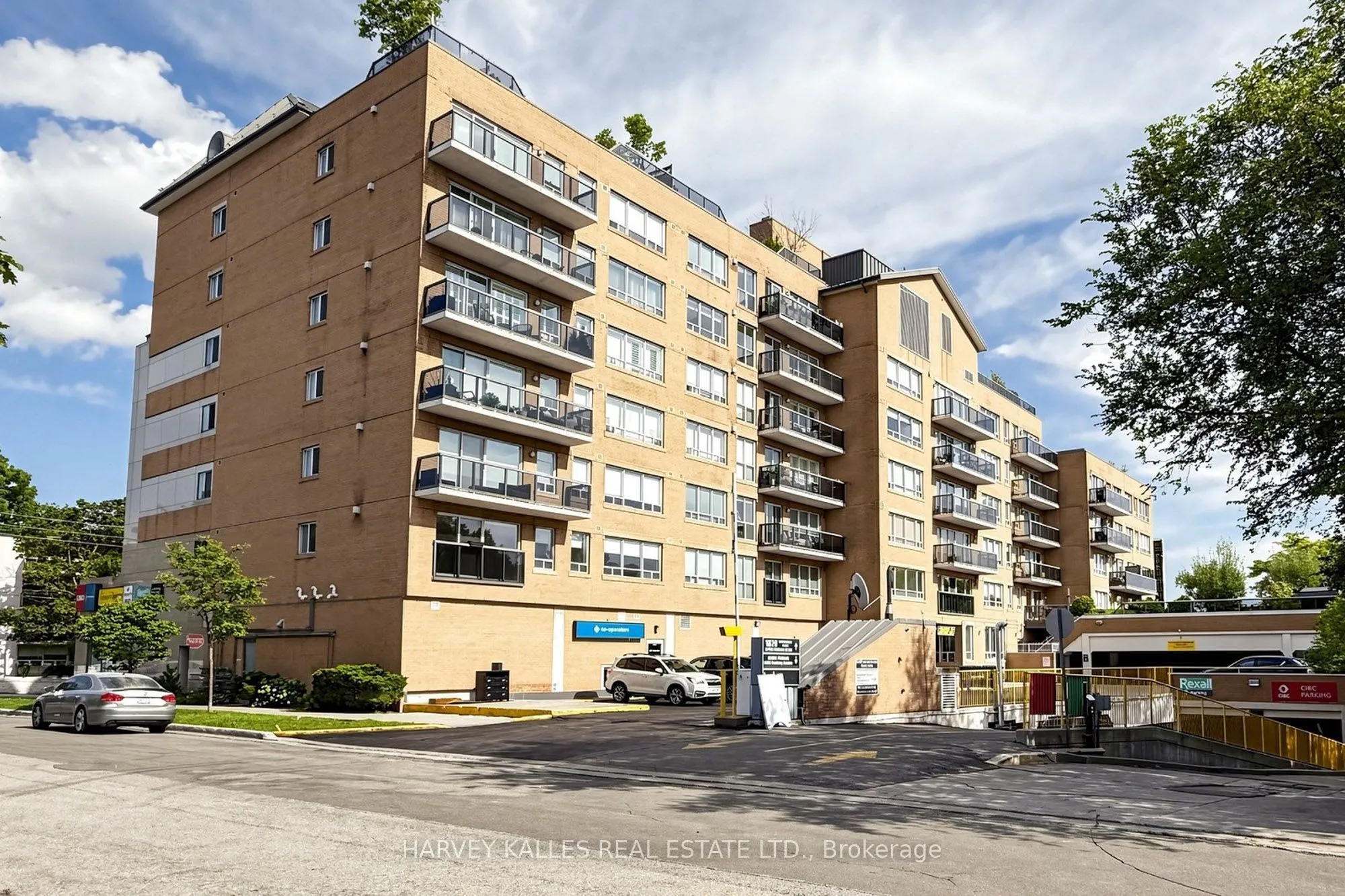 1818 Bayview Avenue #512