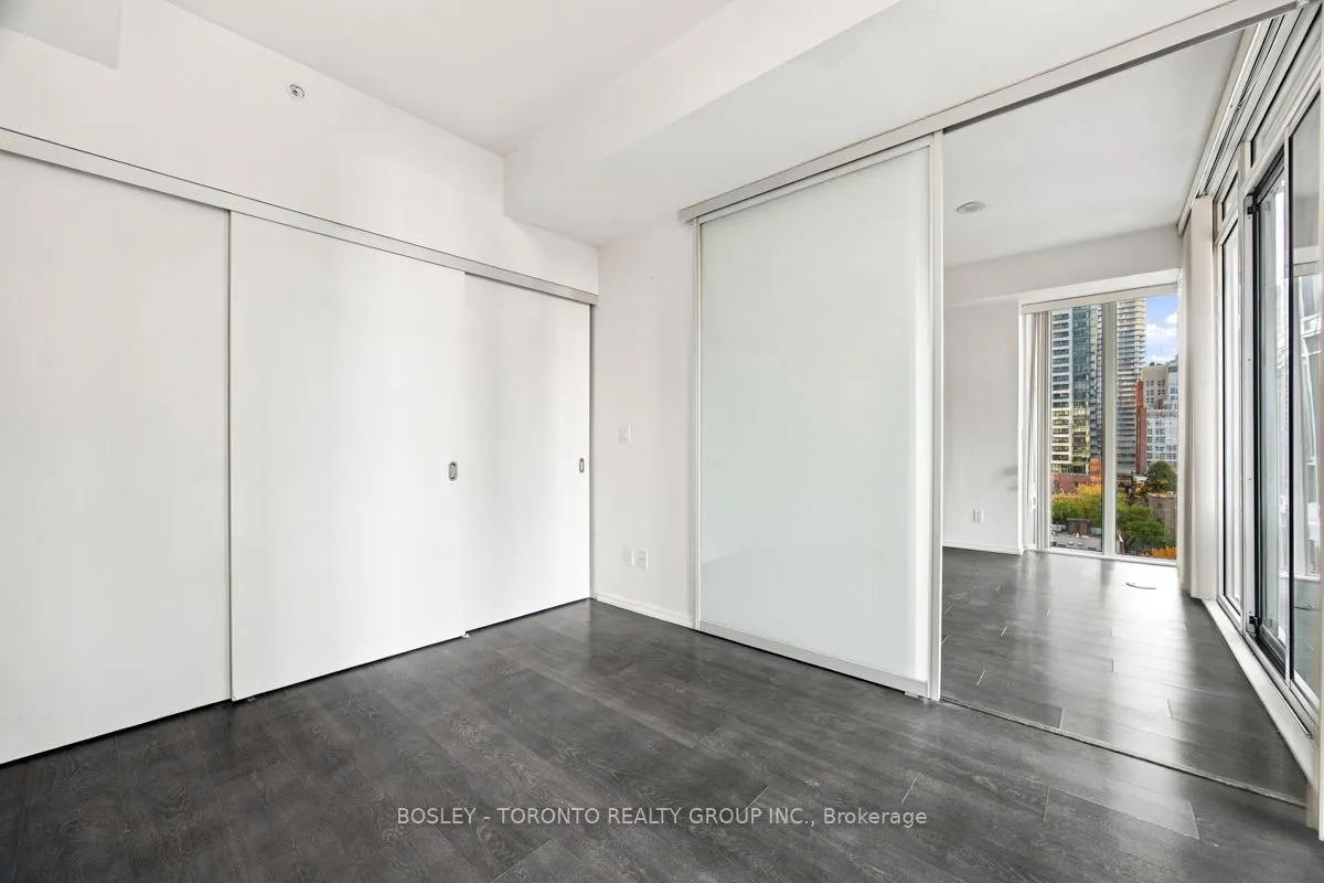 75 St. Nicholas Street #805