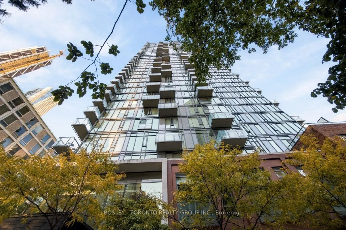 75 St. Nicholas Street #805