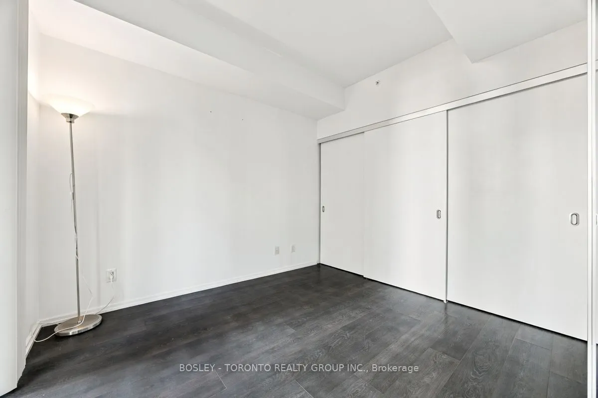 75 St. Nicholas Street #805