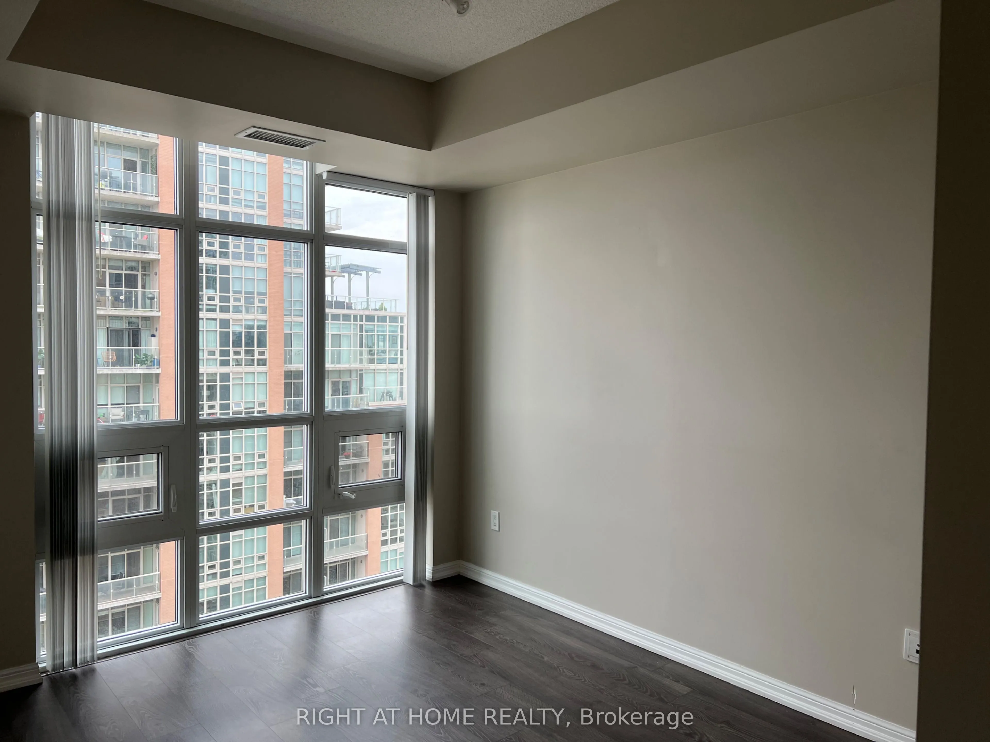 65 East Liberty Street #1906