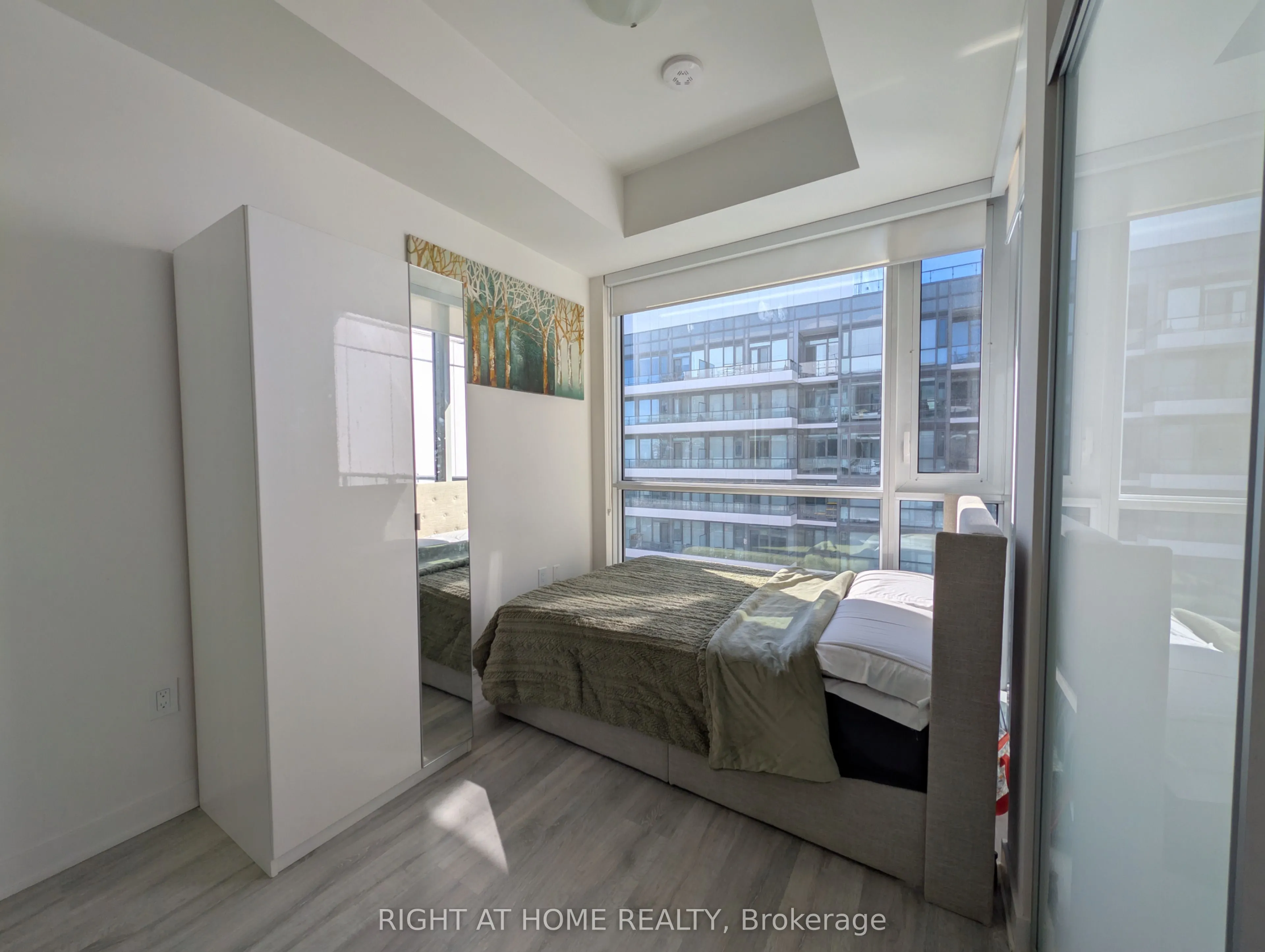60 Princess Street #1721