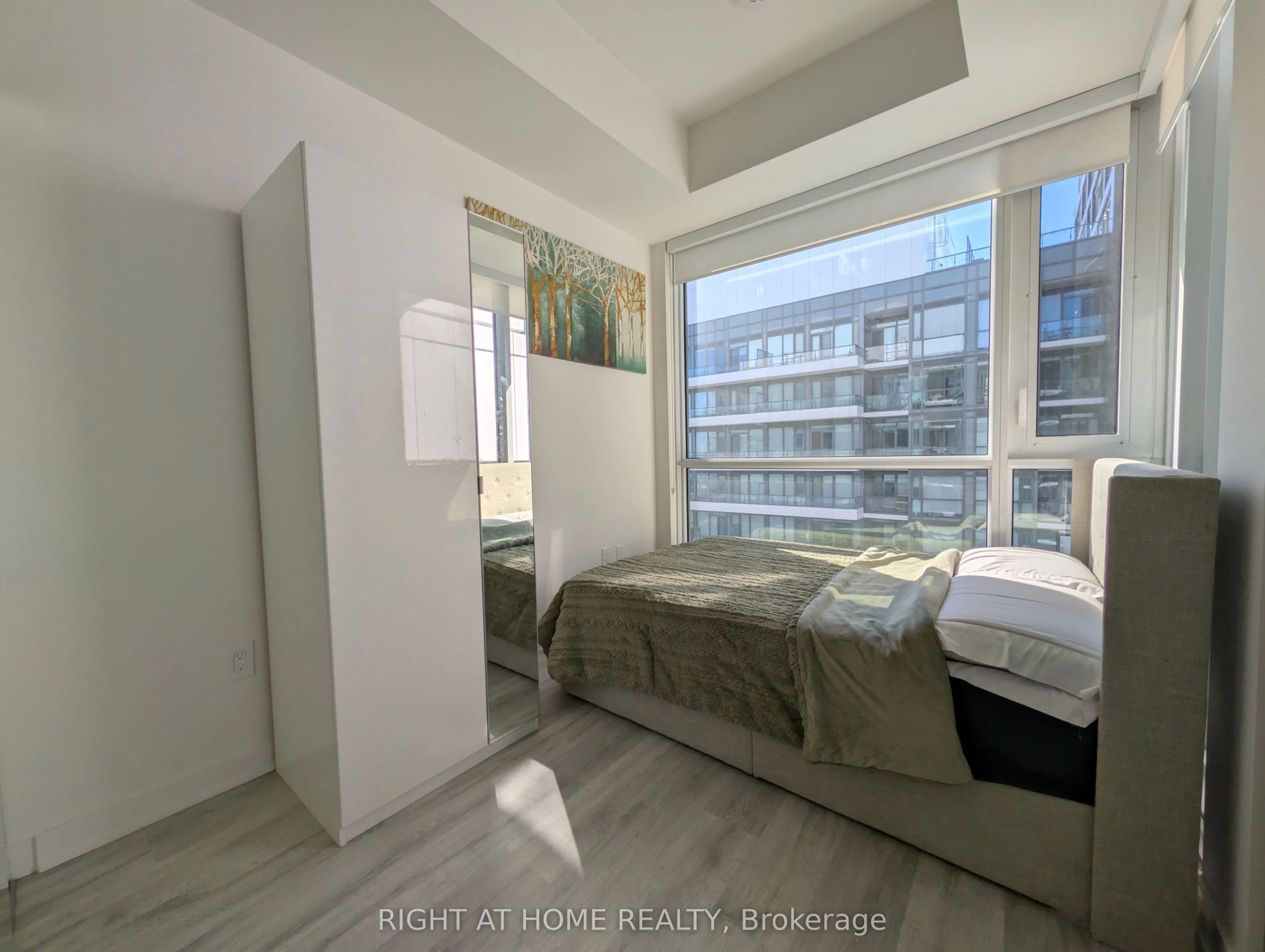 60 Princess Street #1721
