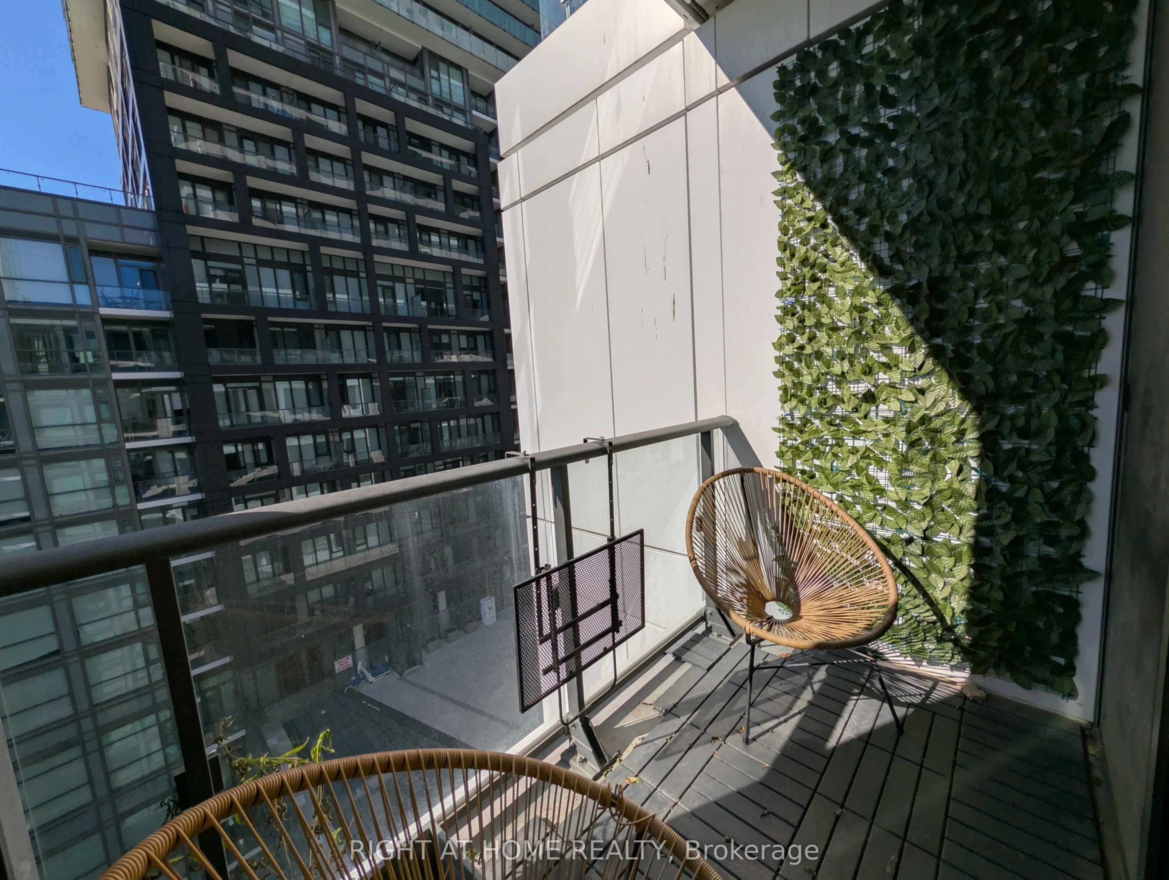 60 Princess Street #1721