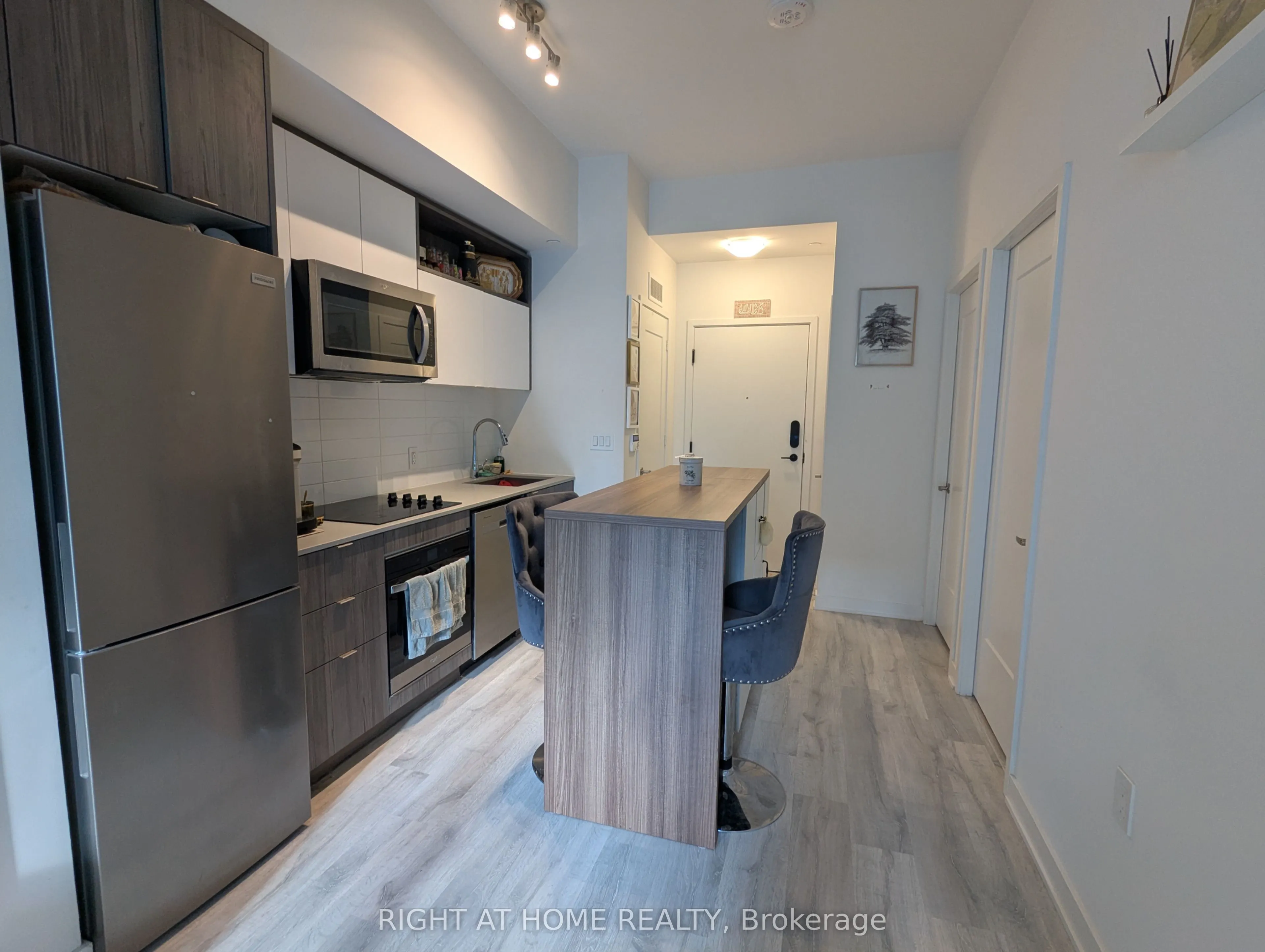 60 Princess Street #1721