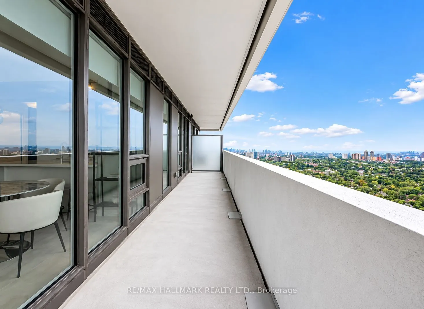 2221 Yonge Street #4009