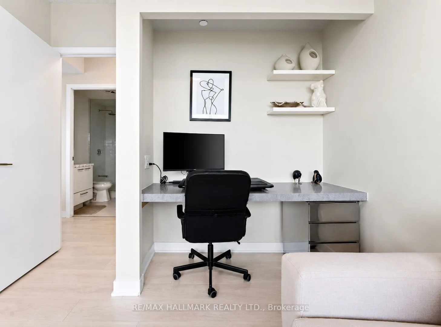 2221 Yonge Street #4009