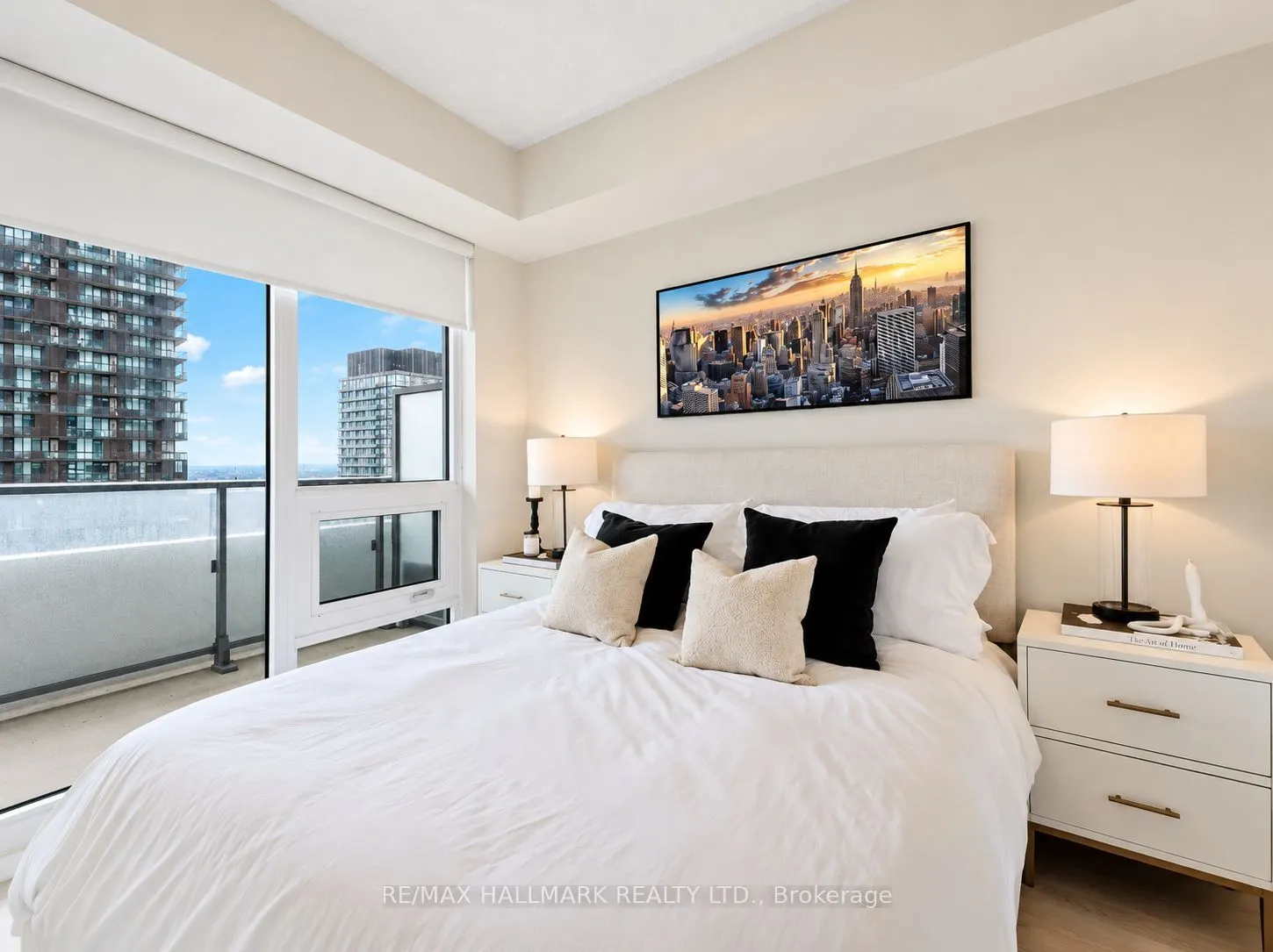 2221 Yonge Street #4009